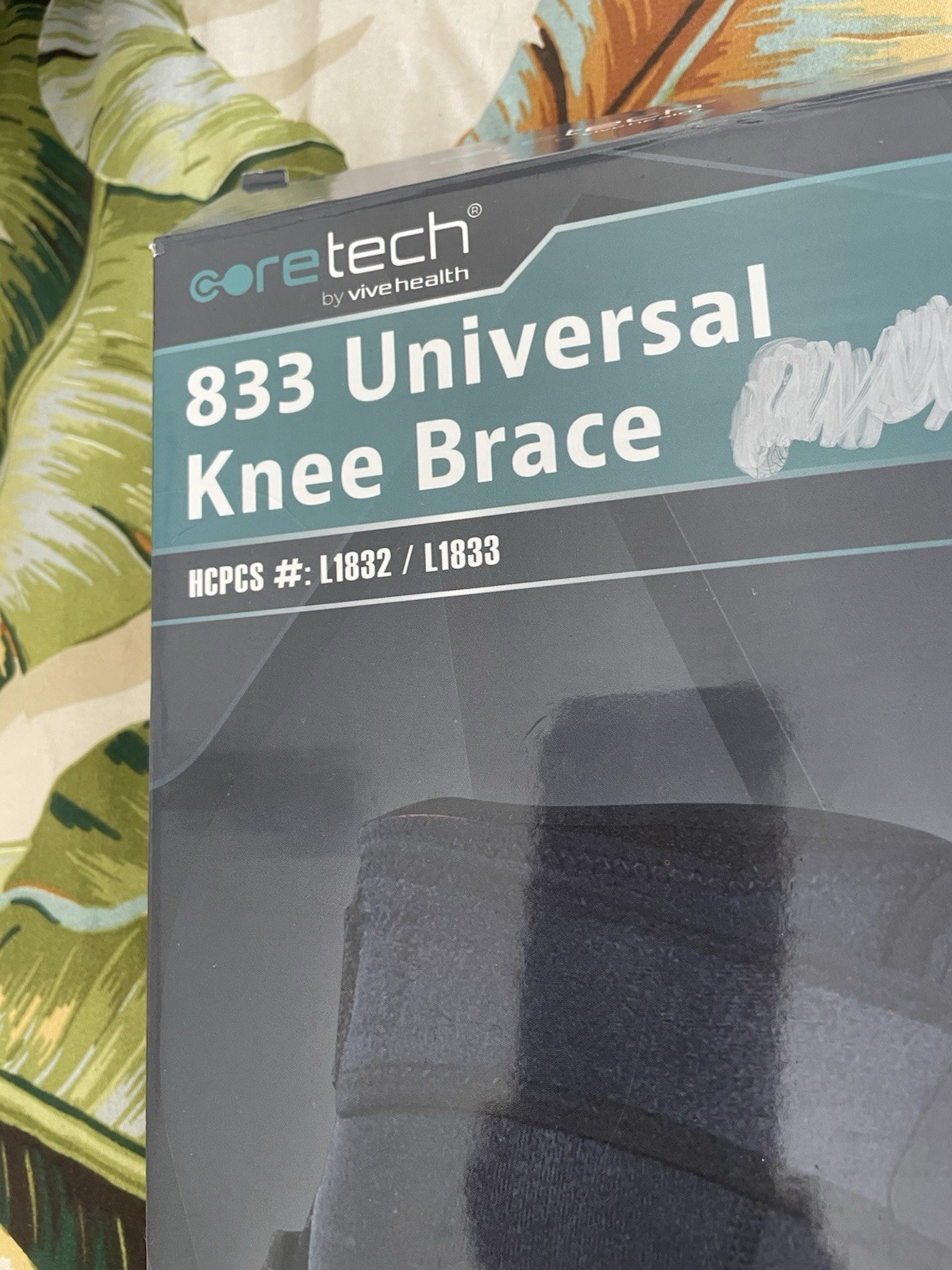 Coretech Universal Knee Brace Black New In Box Model L1833