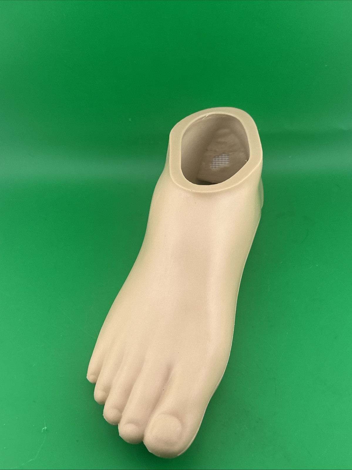 Right prosthetic foot shells footshell. carbon foot covers. several sizes. new