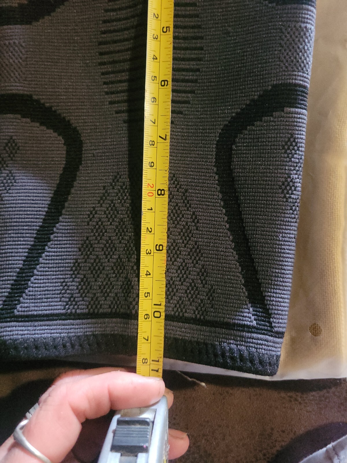 New Large Compression knee sleeve 11x7x.25