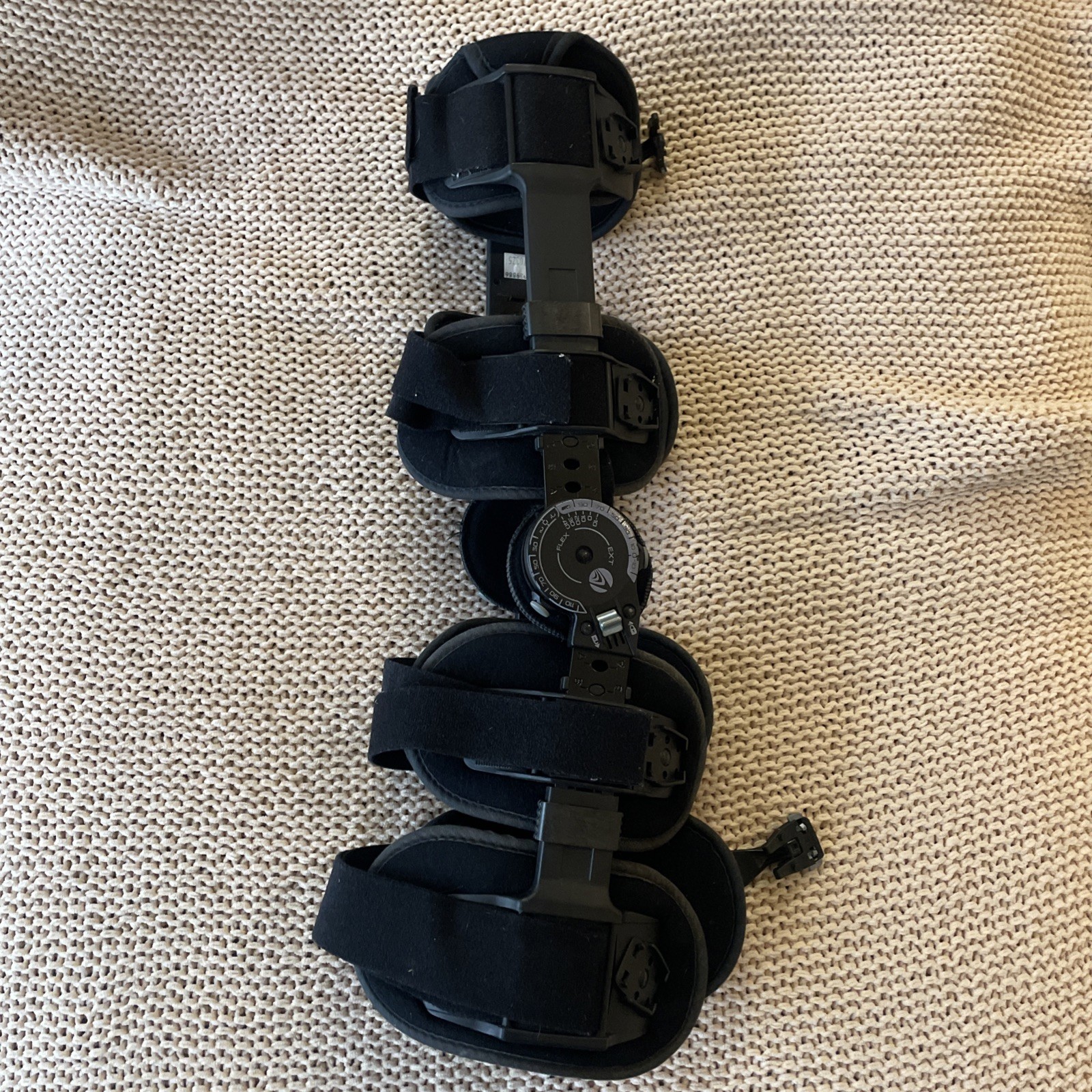 Adjustable knee Brace Knee Support for Torn Acl, Meniscus Tear, Pcl, Surgery Re