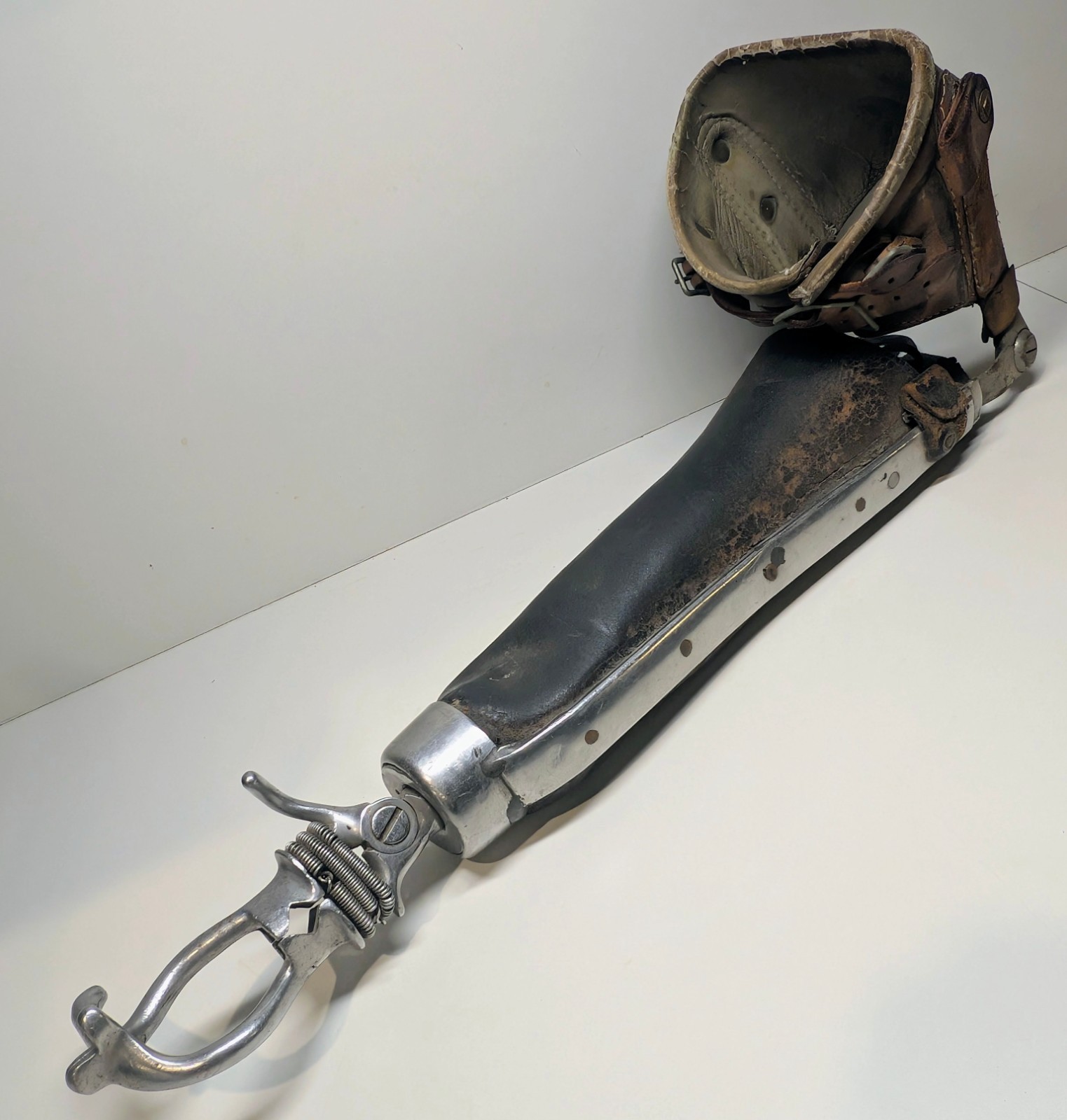 Antique Leather Prosthetic Arm Split Hook Hand Forearm Steampunk