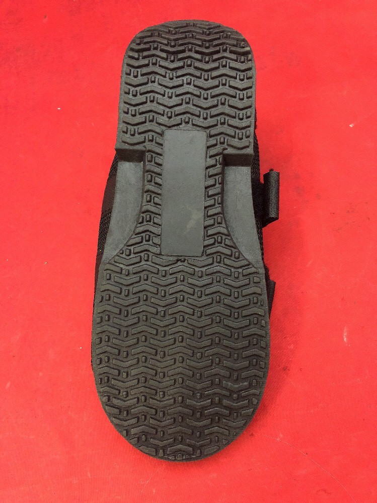 ONE NEW TETRA MEDICAL 1414-11 Orthopedic Post-Op Shoe Left/Right Female Small