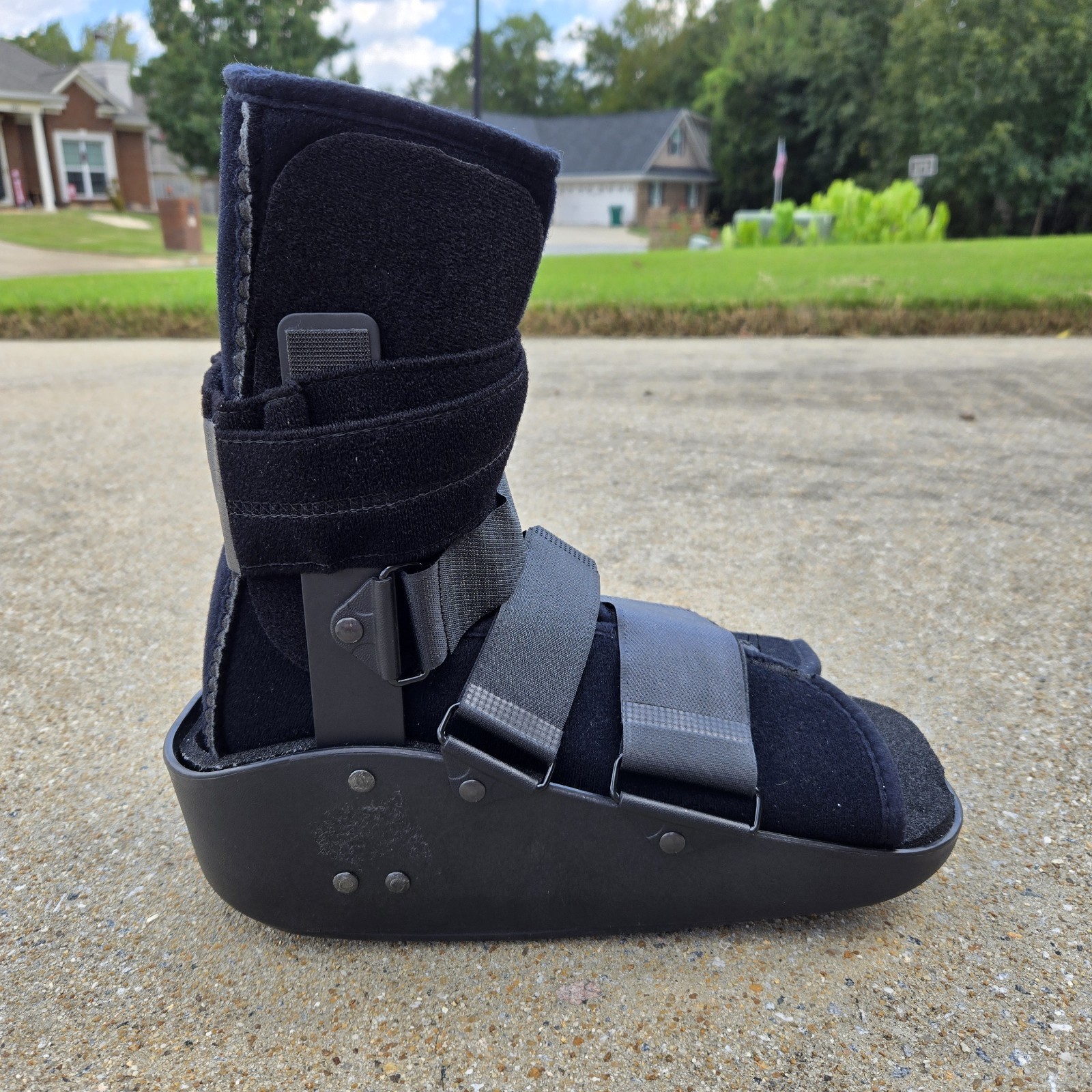 Maxtrax DonJoy Orthopedic Boot Large Black