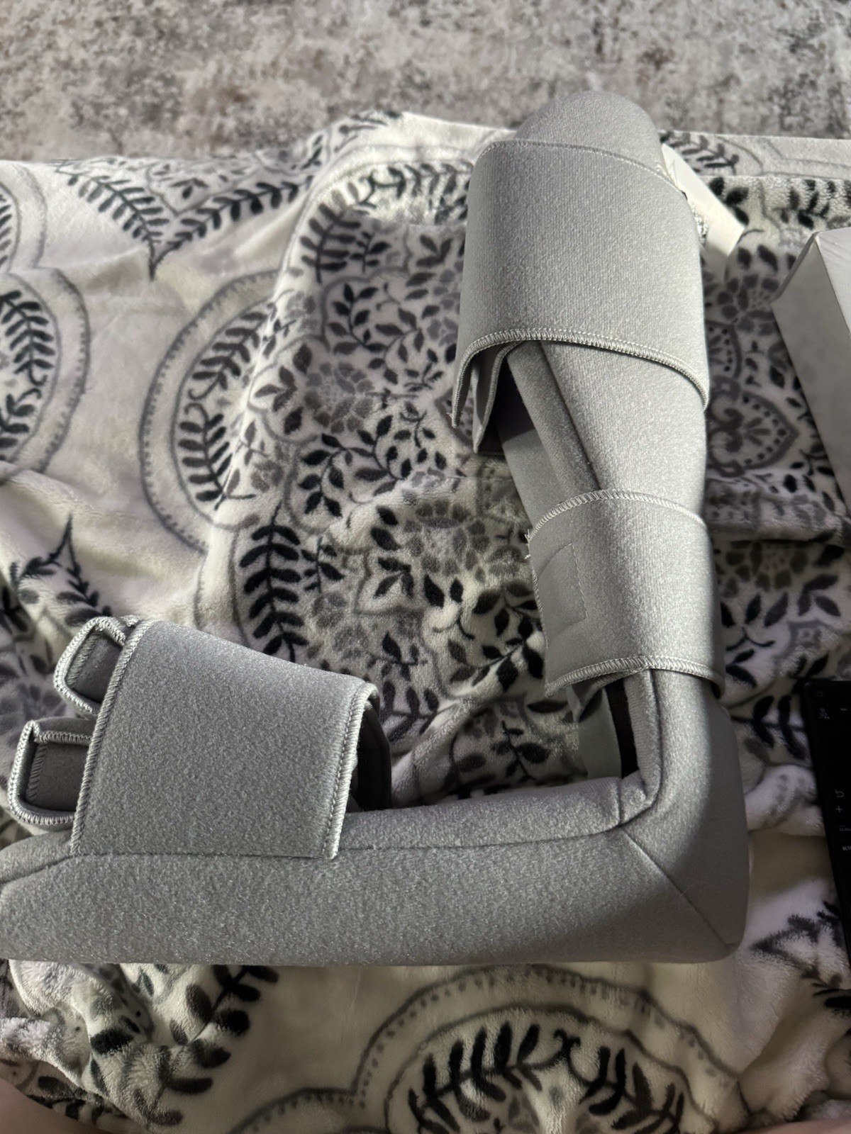 Vive Soft Night Splint Plantar Fasciitis Foot Brace Large Gray Adjustable