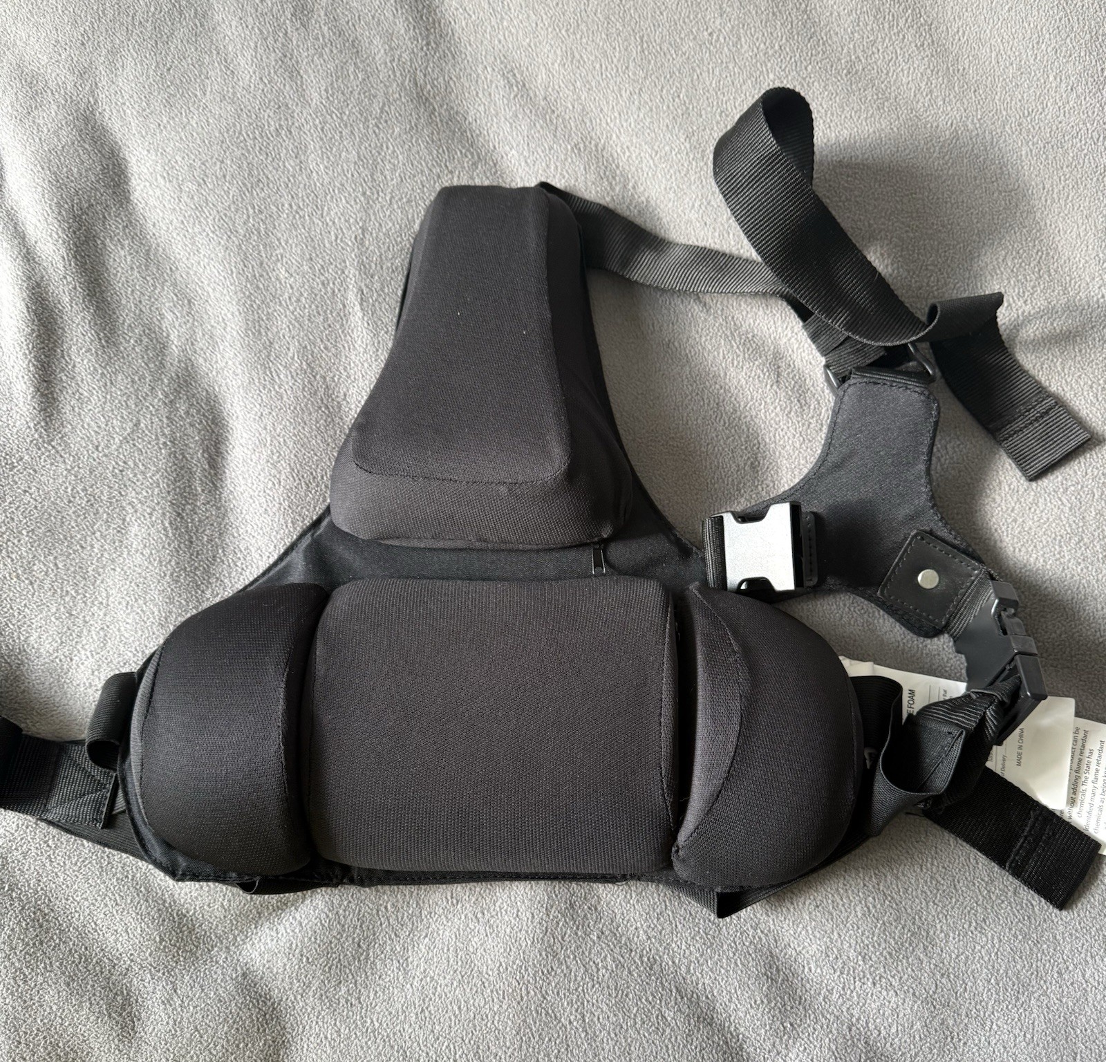 Fellowes Microban Orthopedic Back Support &Black 15″ 80376