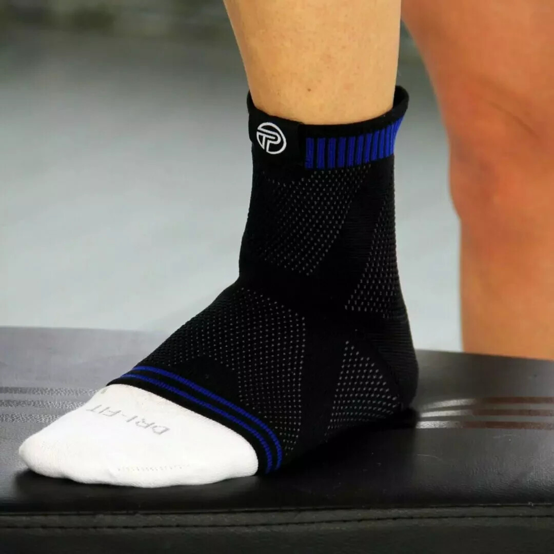 PRO-TEC ATHLETICS 3D Ankle Compression Sleeve