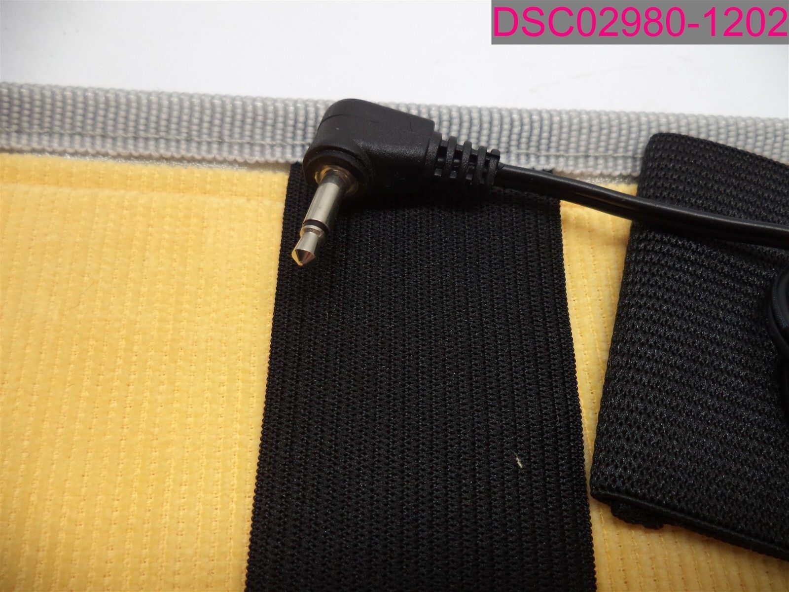 Heating Pad Holder Back Wrap Belt Silver, 50″L x 5″W.