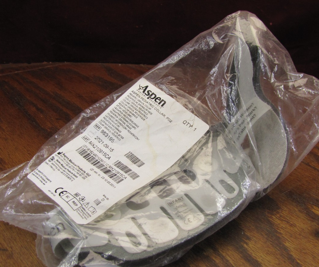 Aspen Toddler Pediatric Cervical Collar PD2 983195 New in Package Neck Support