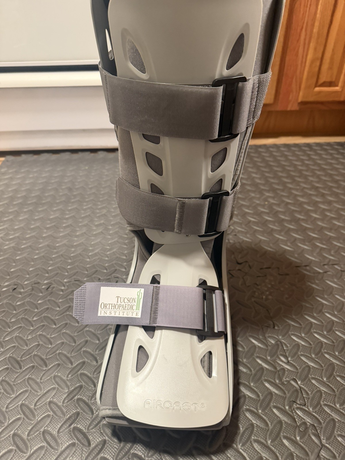 Tucson Orthopedic Institute Aircast AirSelect Standard Walker Brace Walking Boot