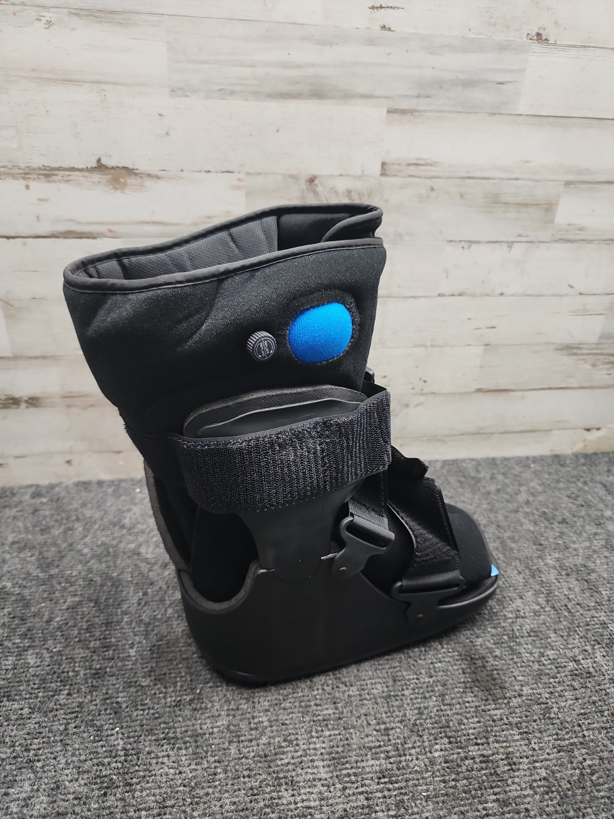 United Ortho USA14113 Short Air Cam Walker Fracture Boot, Small, Black