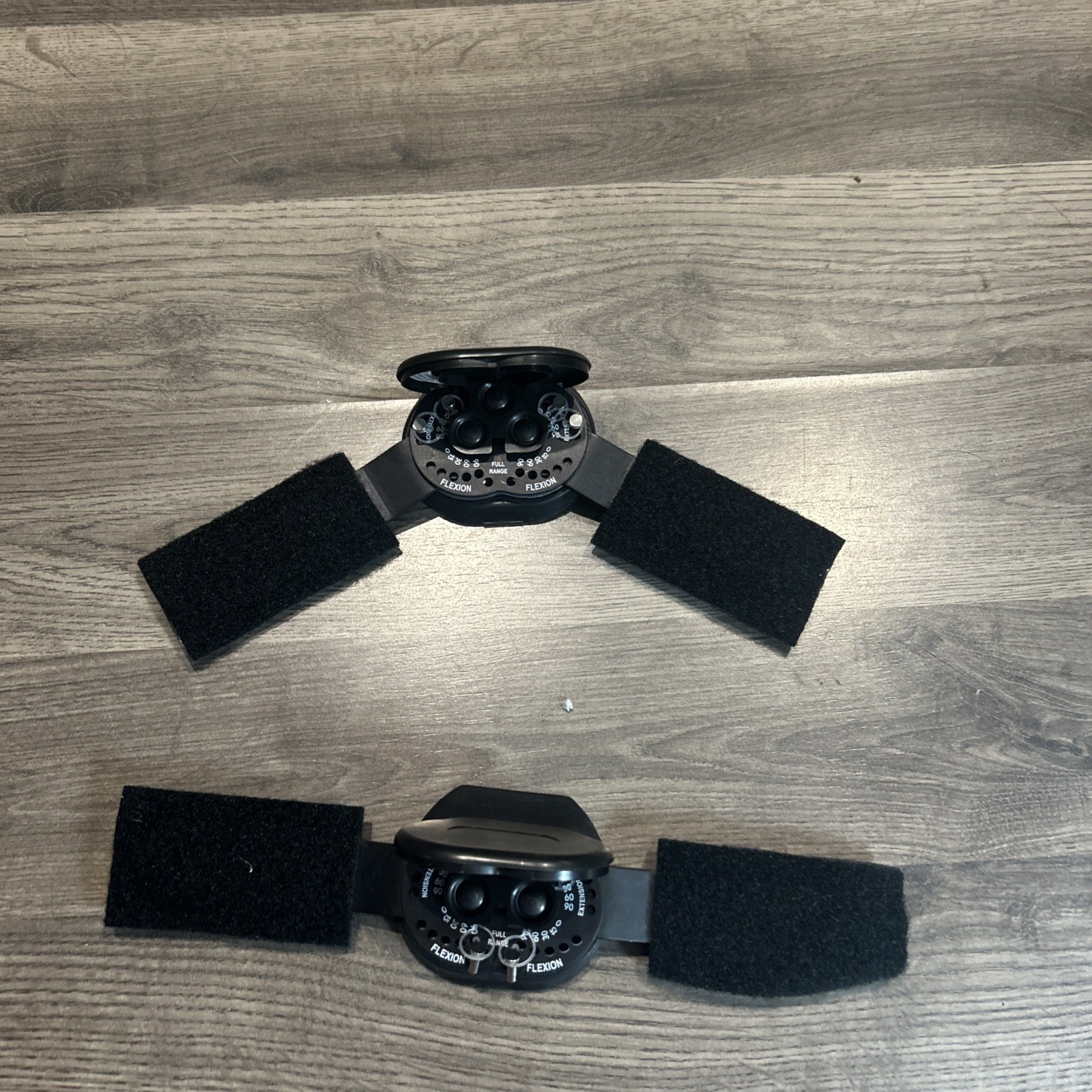 Pair Of Universal Flexion Knee Hinges Only