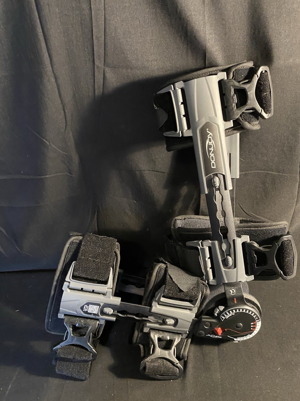 DonJoy Flexion Universal Adjustable Knee Brace, Great Condition.