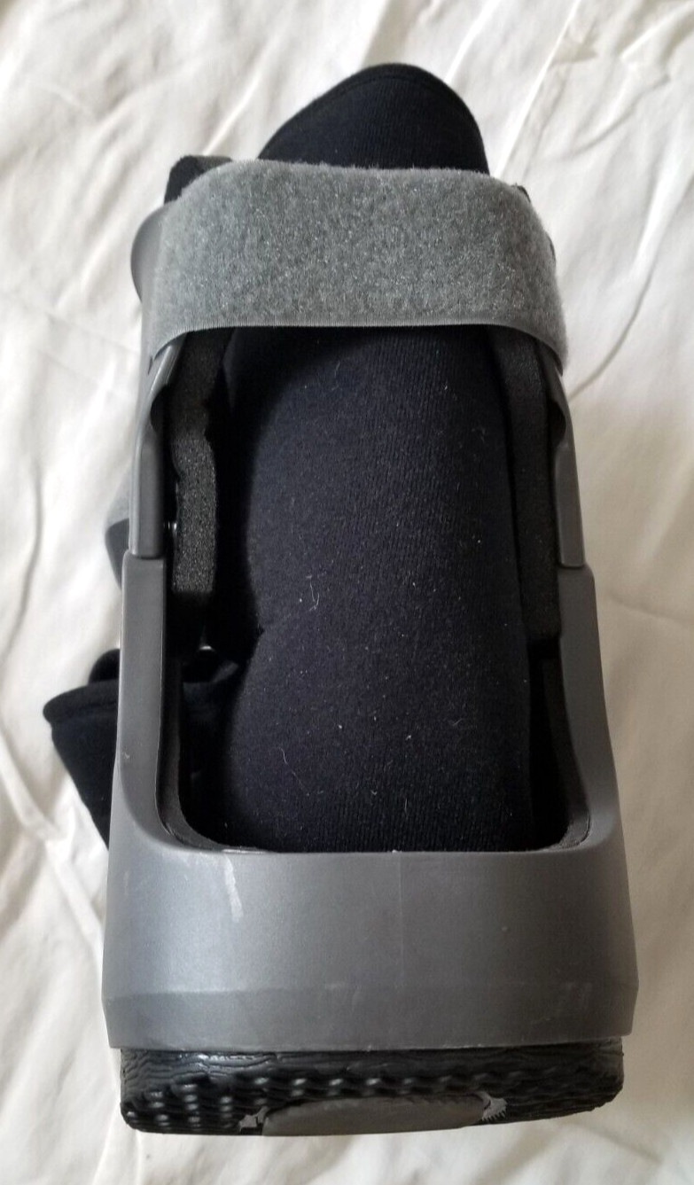 ExoArmor Superlight Air Walking Boot Short Rise Size Medium Grey