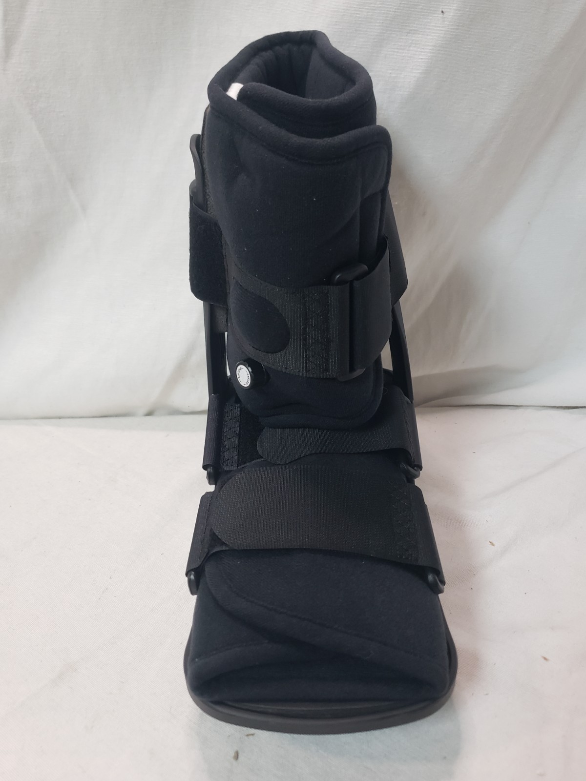 Walking Boot for Broken Foot Medical Cast Air Cam Walker for Ankle Foot, Medium