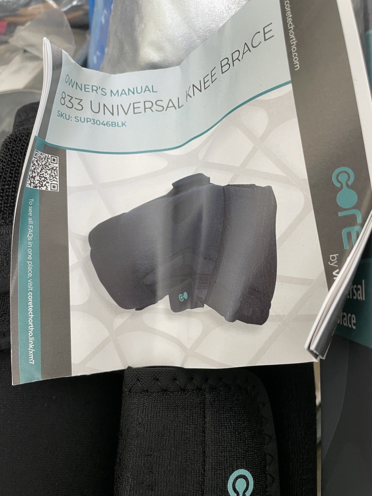 Coretech Universal Knee Brace Black New In Box Model L1833