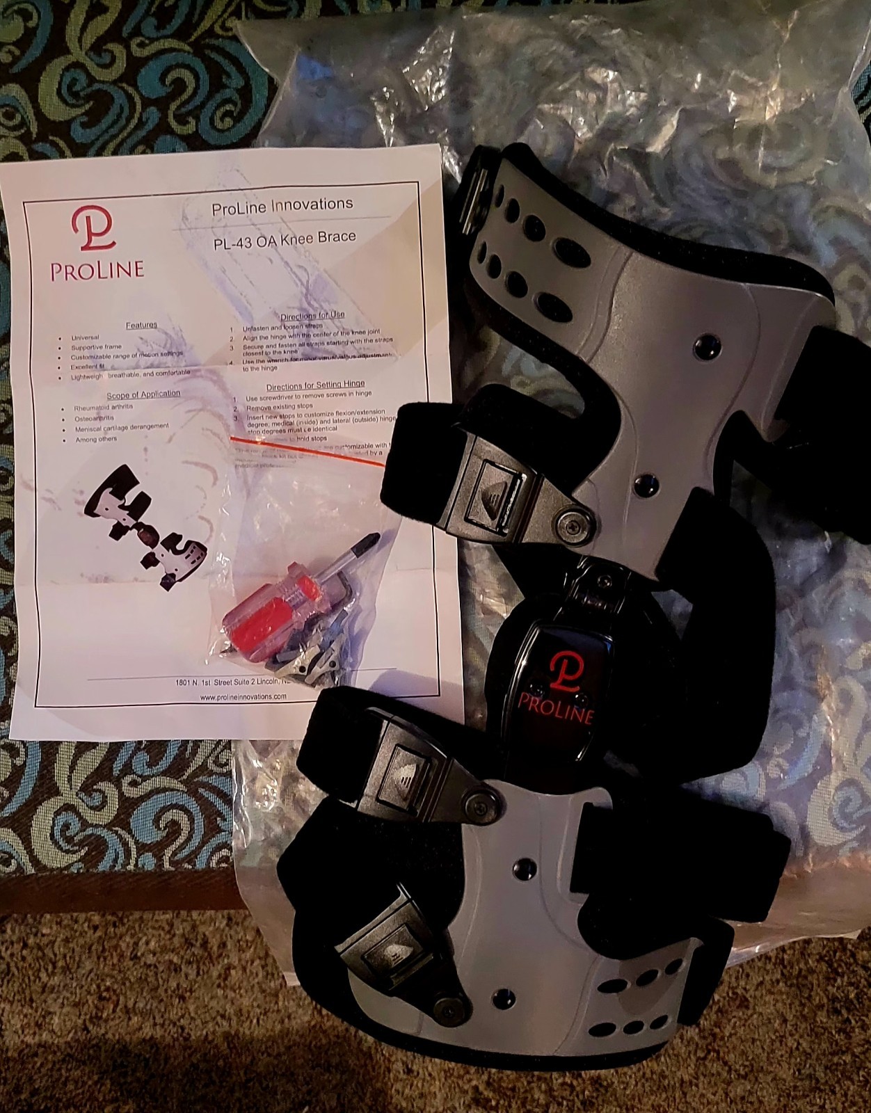 ProLine Innovations PL-43 Adjustable Knee Brace Orthopedic Support Black Gray