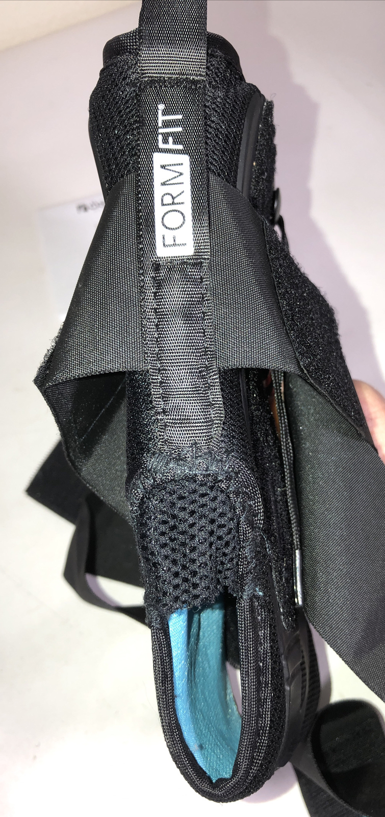Ankle Brace Small with Figure 8 Straps Breathable Ossur Form Fit Open Box