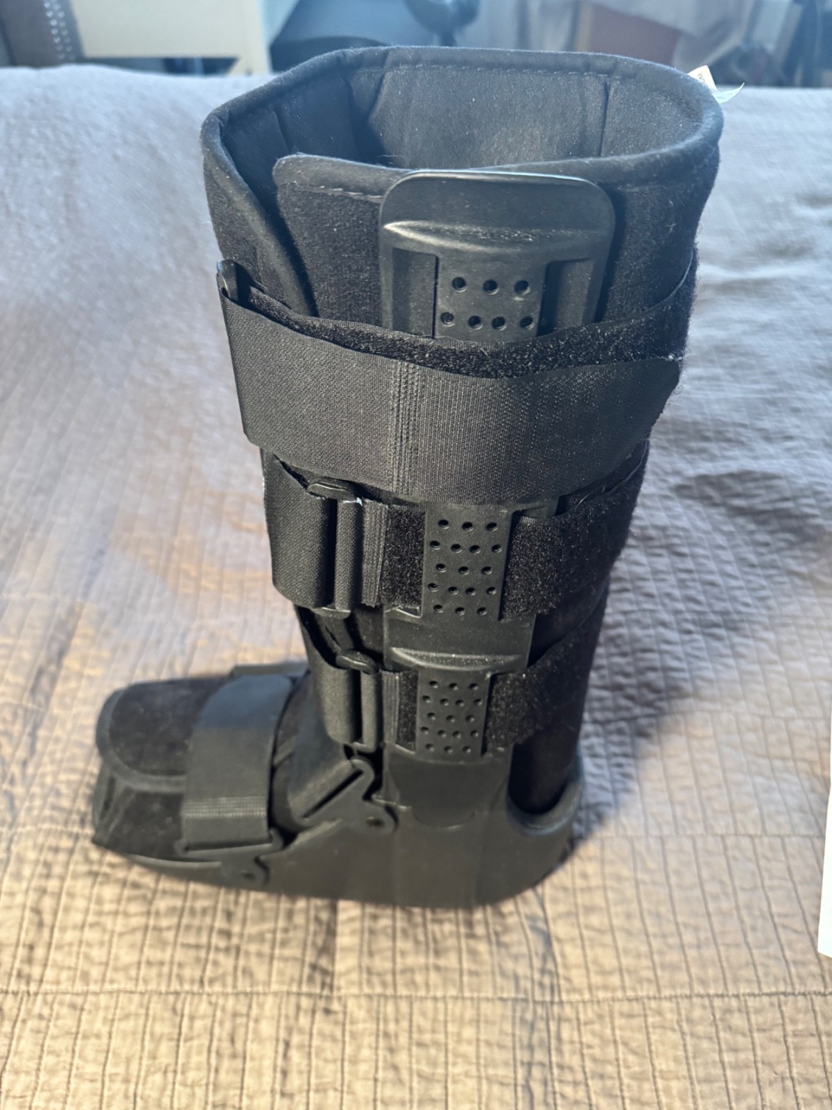 Polymer Walker Air Boot Medium +/Medium Orthopedic Set