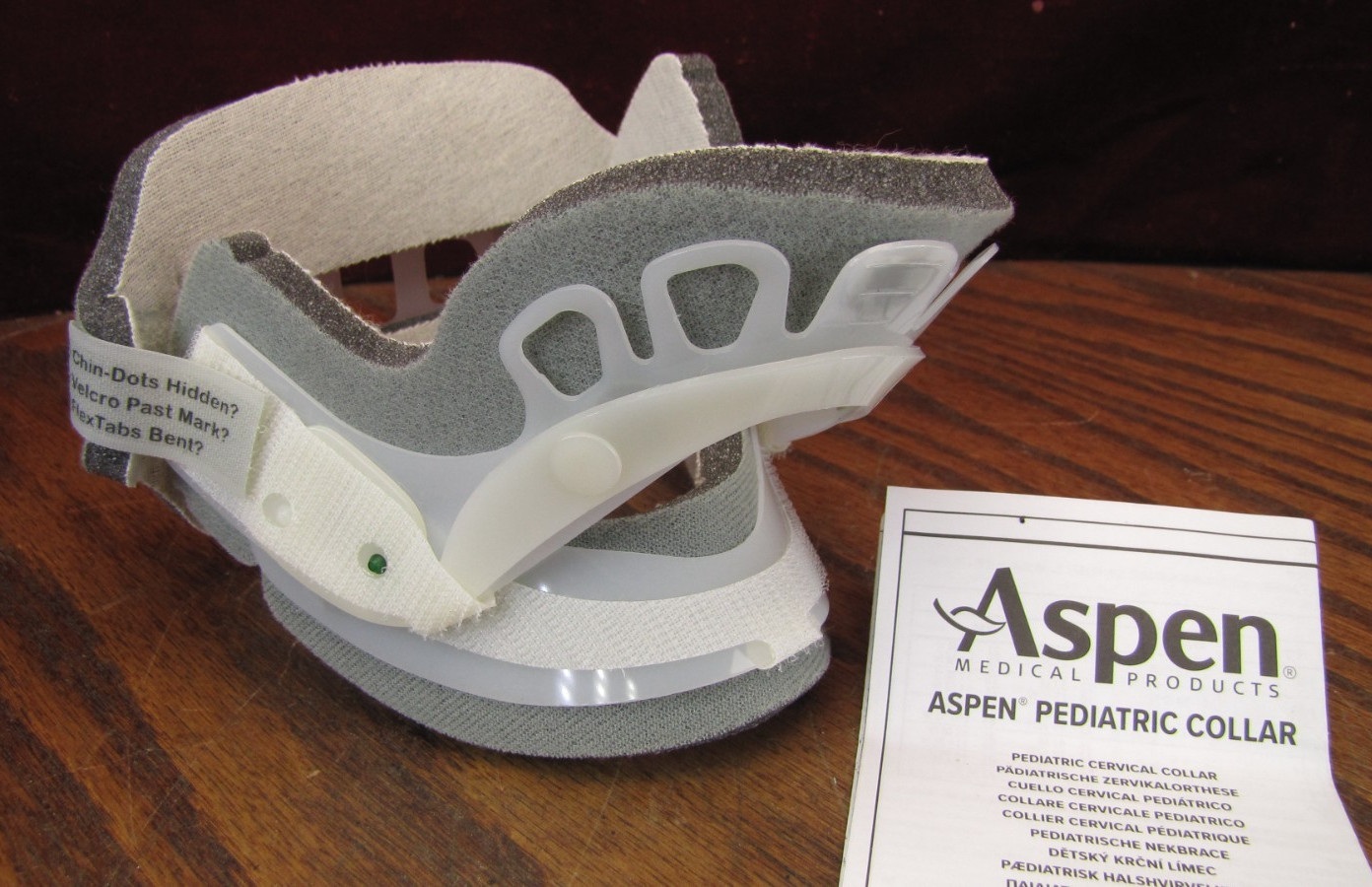 Aspen Toddler Pediatric Cervical Collar PD2 983195 New in Package Neck Support