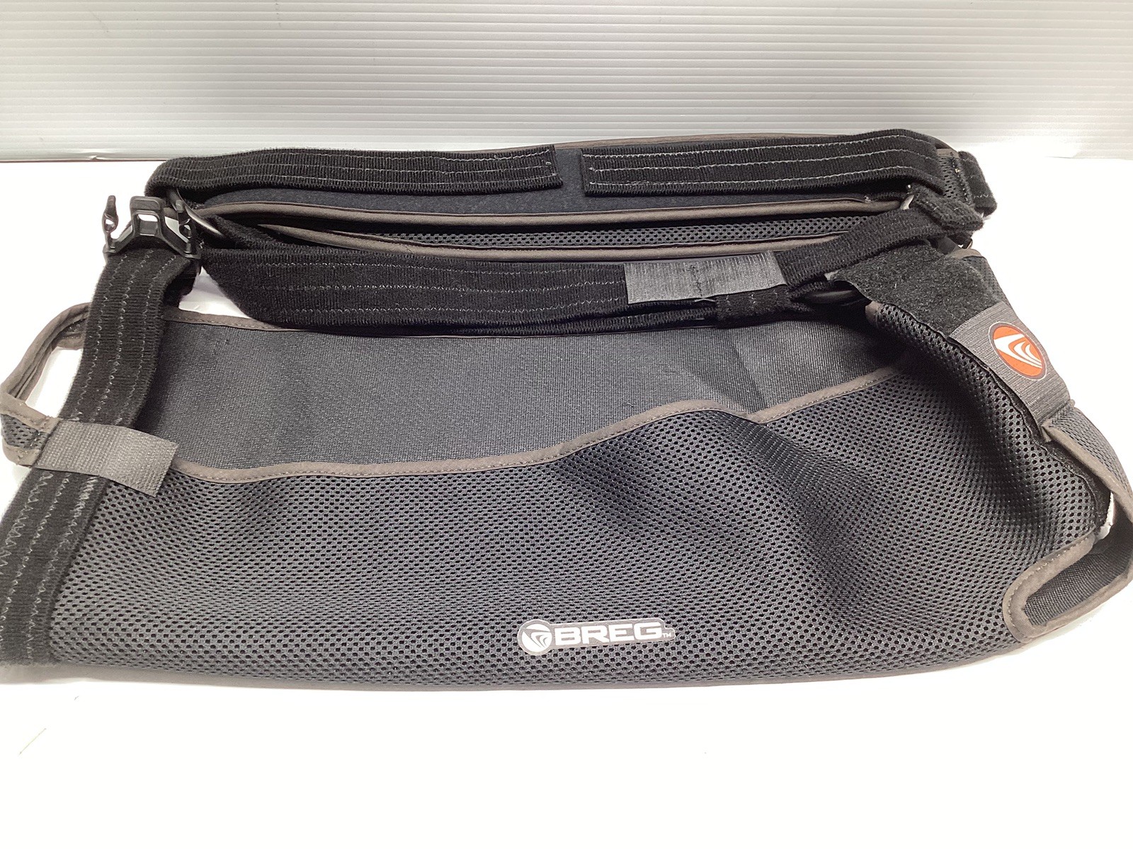 Breg Arm & Shoulder Brace SlingShot 2 Black 18 inches New