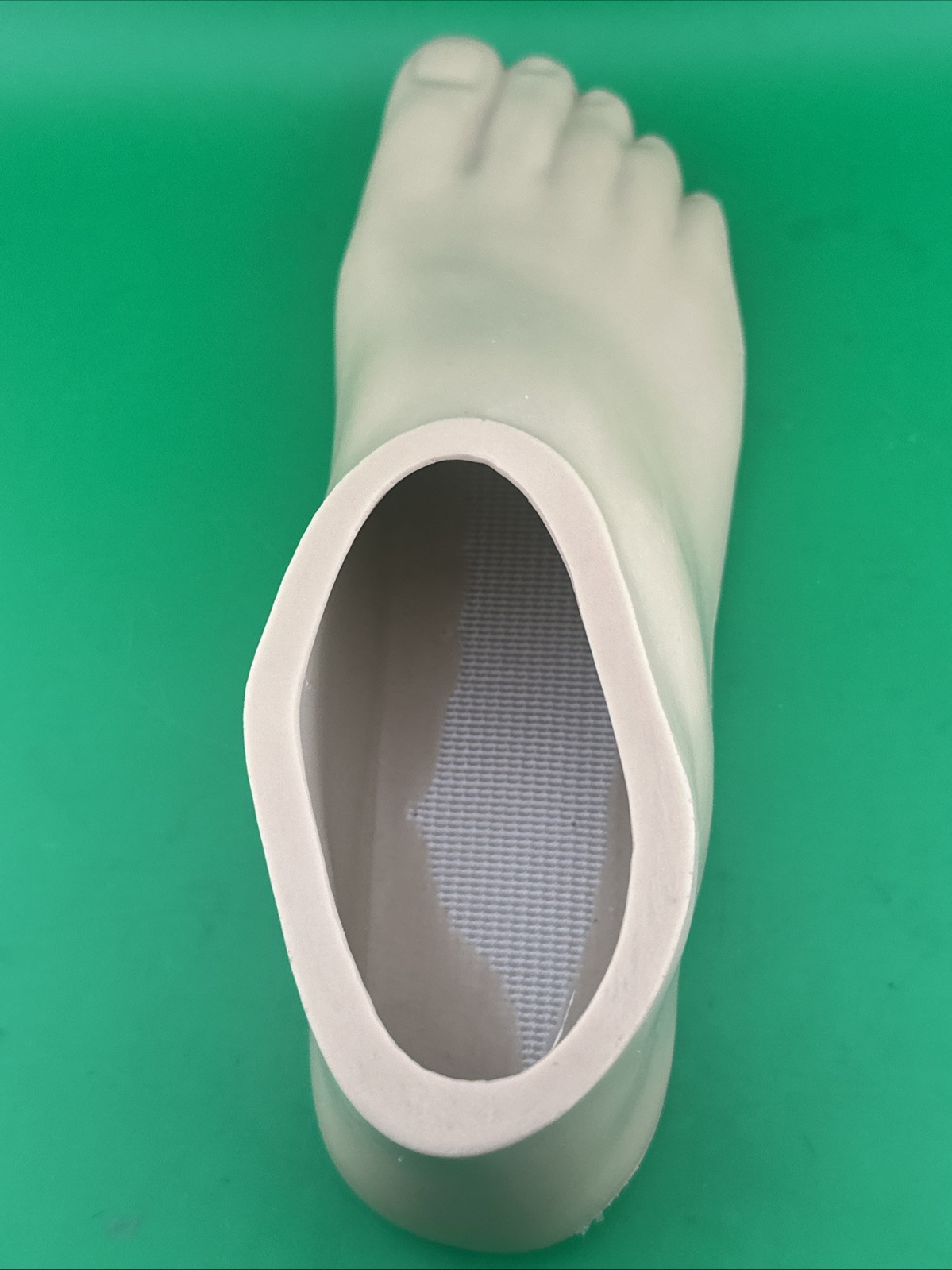 Right prosthetic foot shells footshell. carbon foot covers. several sizes. new
