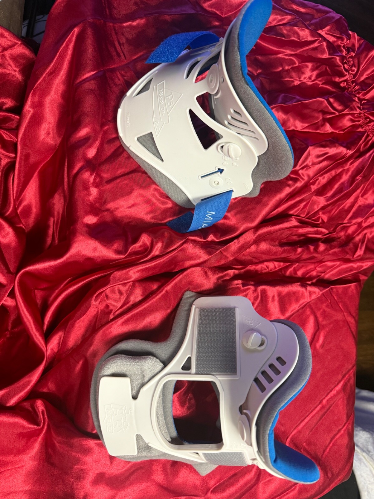 Össur Miami Jr 6-12 Cervical Collar Superior Immobilization for Optimal Recovery