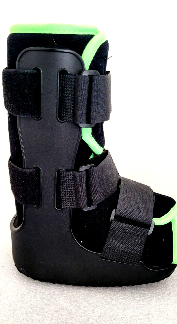 Pediatric Walker Fracture Boot ExoArmor Kids Medium shoe size 8-11 Left/Right