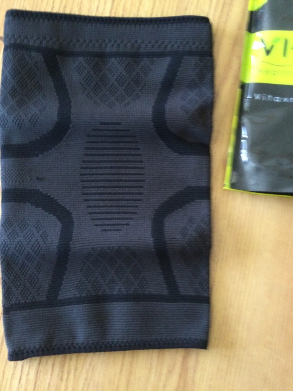 Fitness Compression Knee Sleeves Non-slip Elastic Breathable Support Vitavrio L