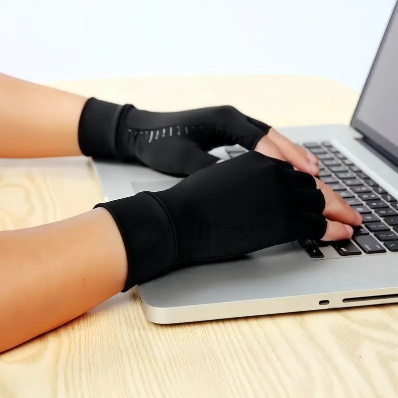 Copper Compression Gloves Anti Arthritis Fingerless Hand Support Pain Relief US