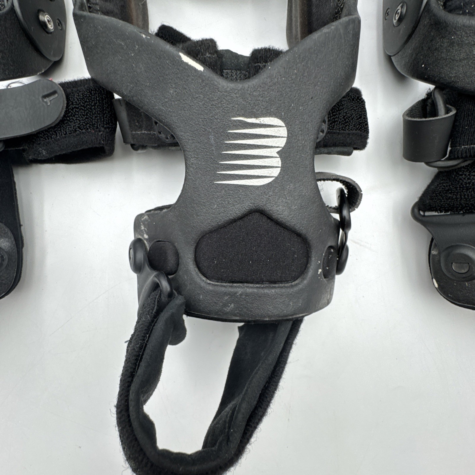 Breg Tradition X2K Knee Braces-Lot of 3