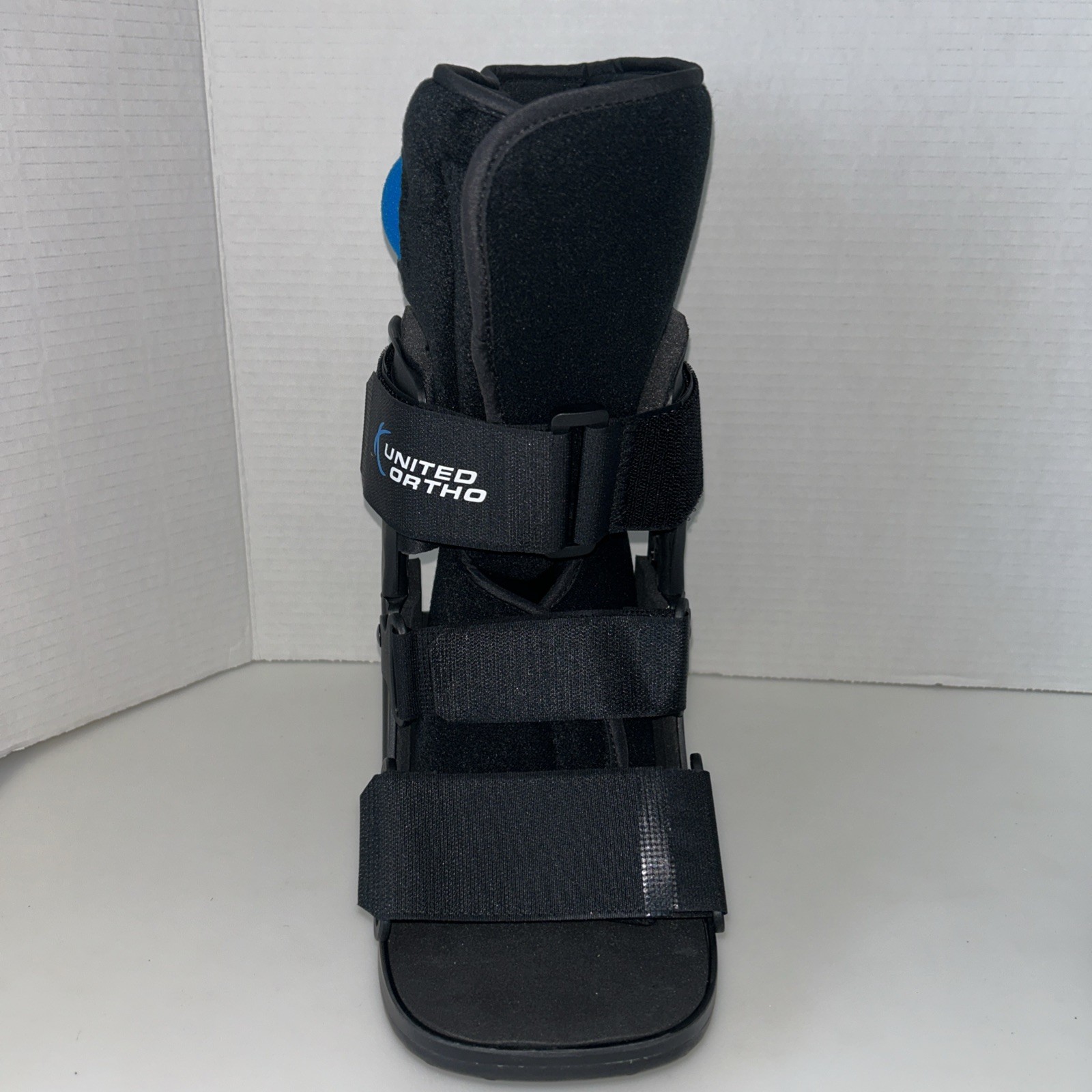 UNITED ORTHO Full Walker BOOT 3-Strap W/Air Pump Ankle Support Size XS Black