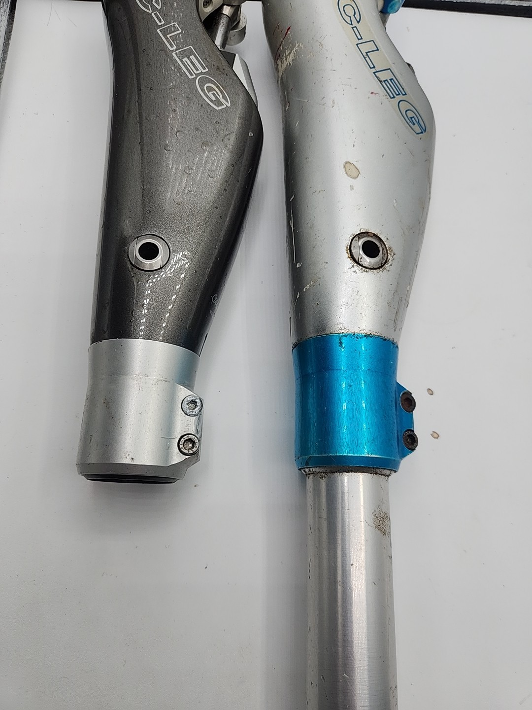 2x Ottobock C-Leg Microprocessor Prosthetic Knee 2006 2009 *FOR PARTS* ONLY