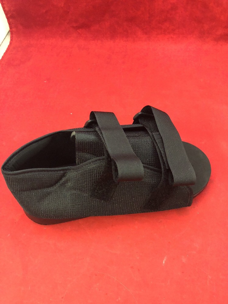 ONE NEW TETRA MEDICAL 1414-12 Orthopedic Post-Op Shoe Left/Right Female Medium