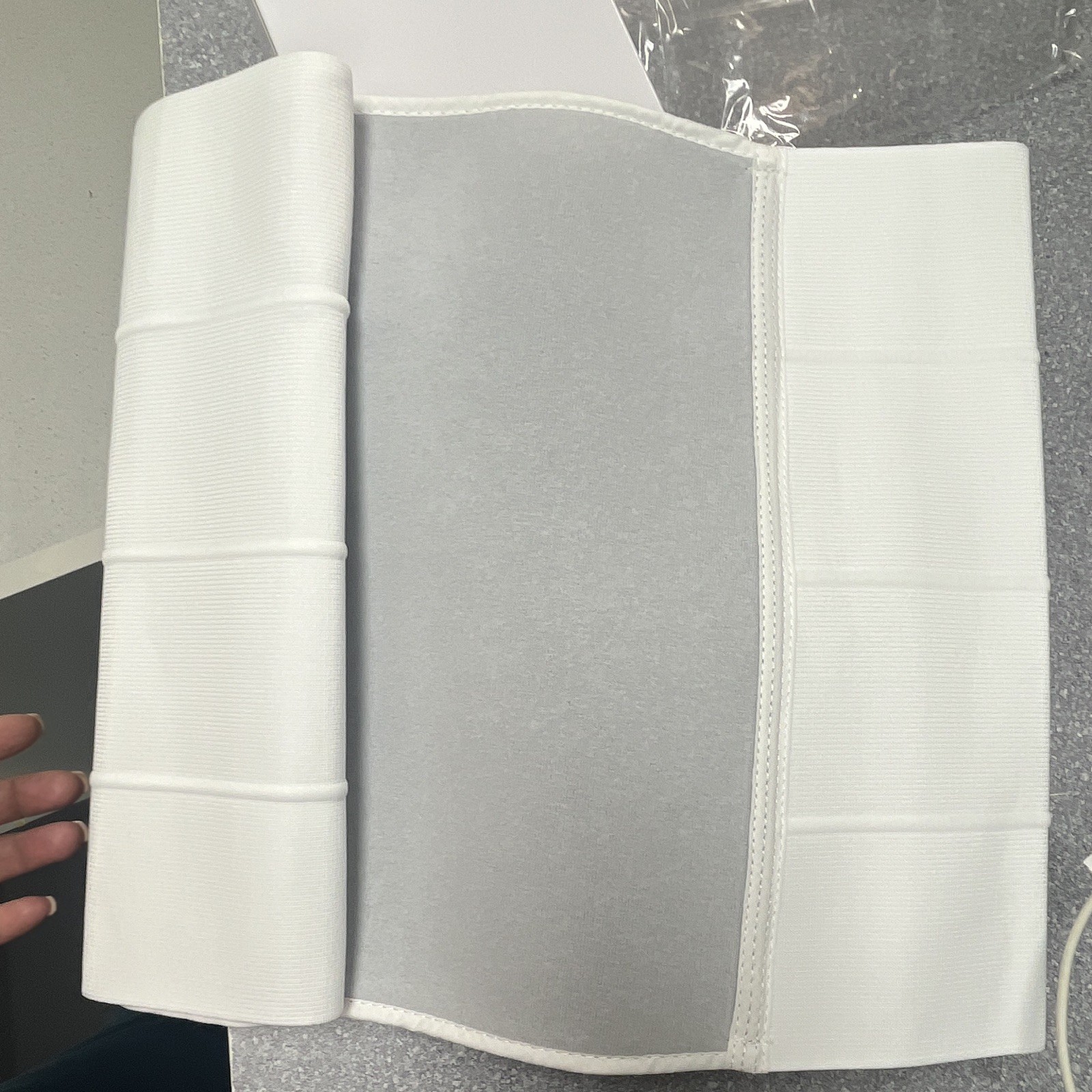 Breg AB Binder 12in 4 Panel Abdominal Support Adjustable White/Gray M/L