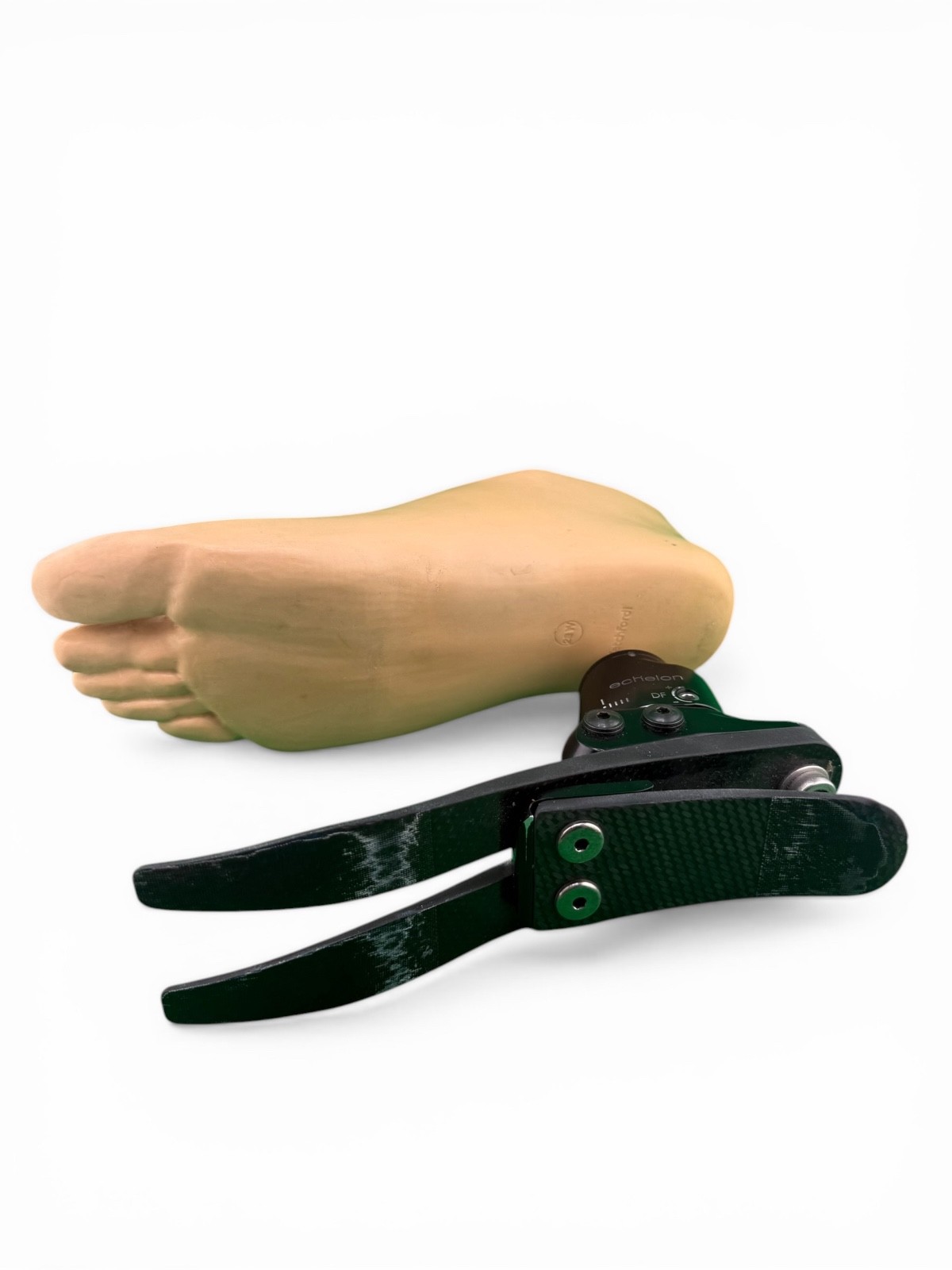 Blatchford echelon hydraulic ankle prosthetic foot. Size 28. Category 7. Right