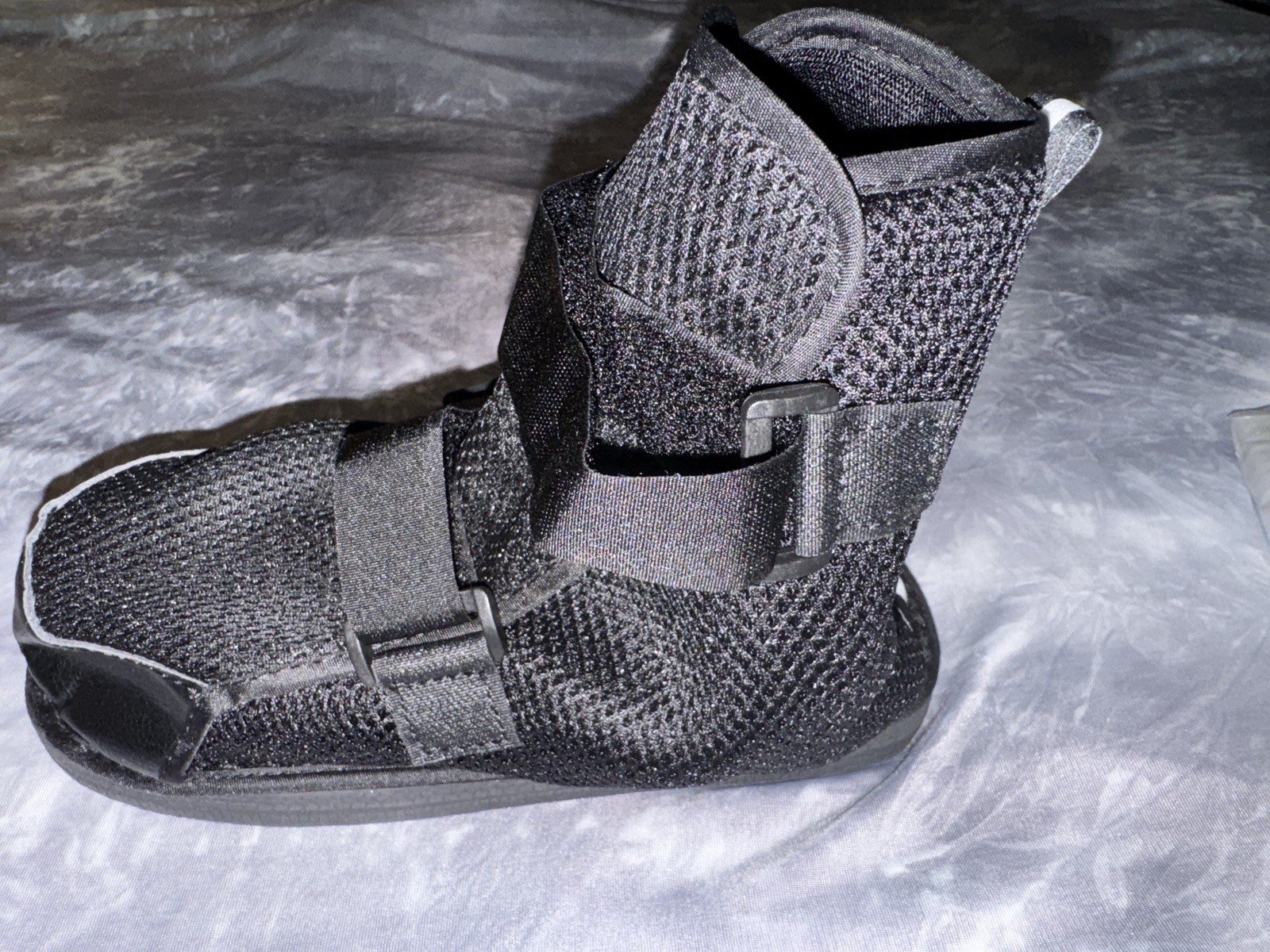 Cast Protection Shoe Adjustable Small Black Comes With Shower Cover