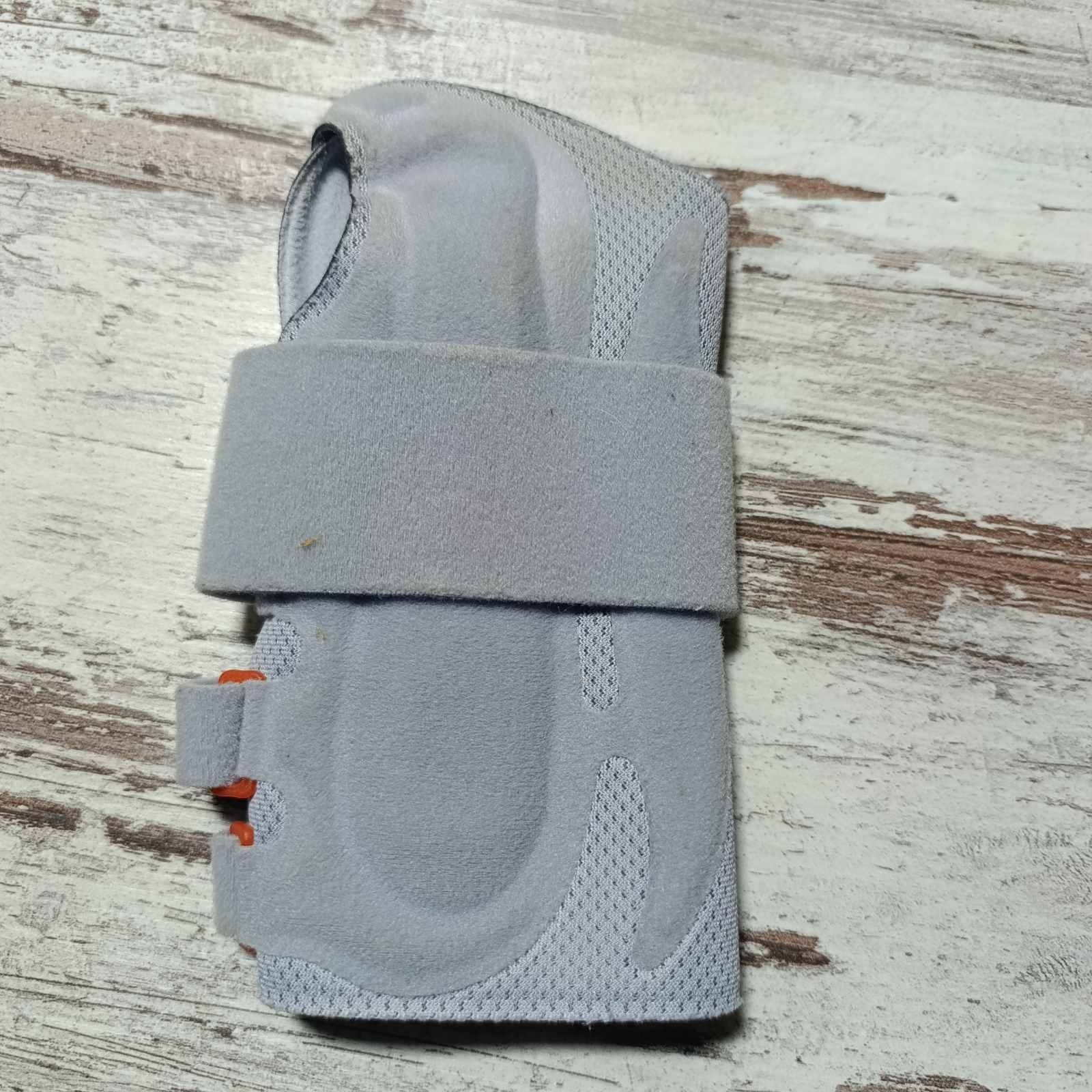 Medium Left MANU-HiT Sporlastic Hand bandage orthosis Wrist brace Carpal tunnel