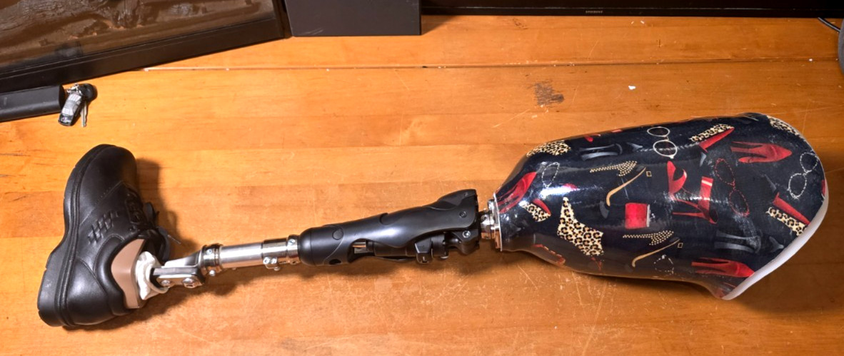 Freedom Innovations Plie 3 Microprocessor Prosthetic Knee with Foot Battery Char