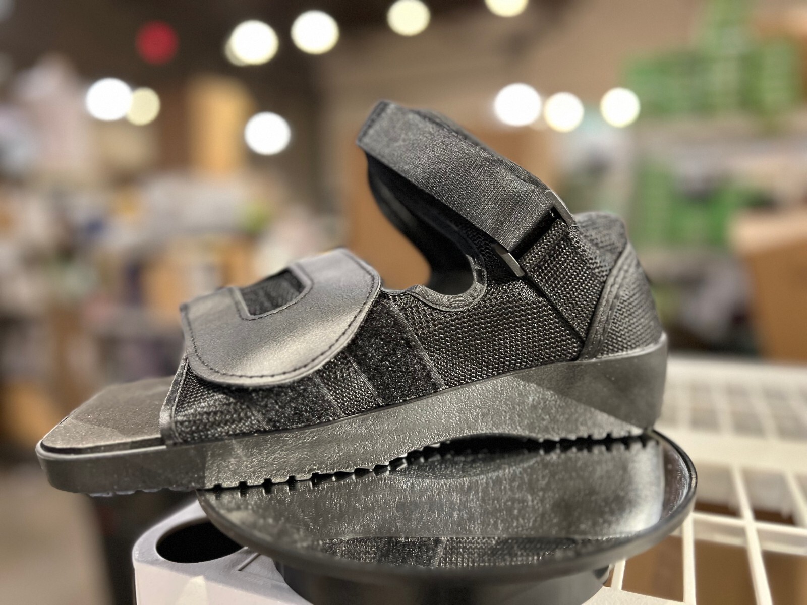 Ovation Square Toe Post Op Shoe-Sizes Available -Broken Toes Metatarsal Fracture