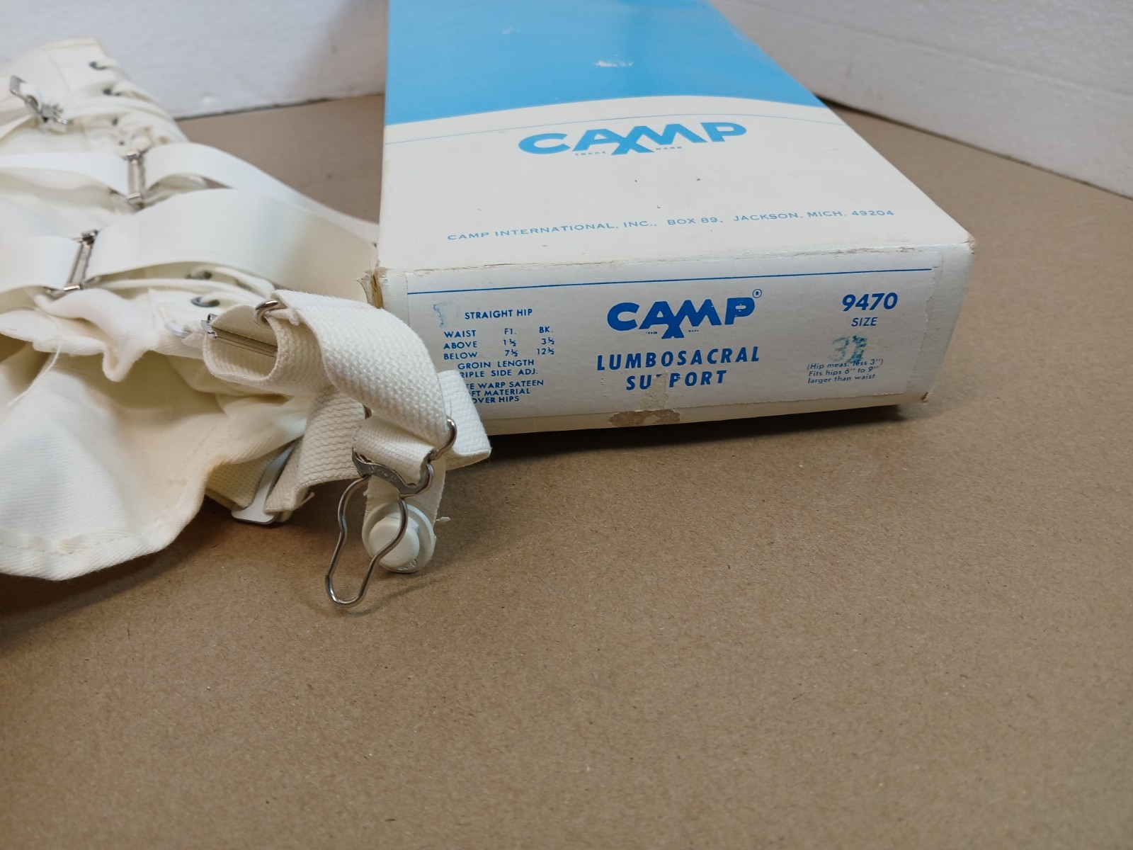 Vintage CAMP Lumbosacral Support Back Brace Model 9470 w/ Box USA Size 31
