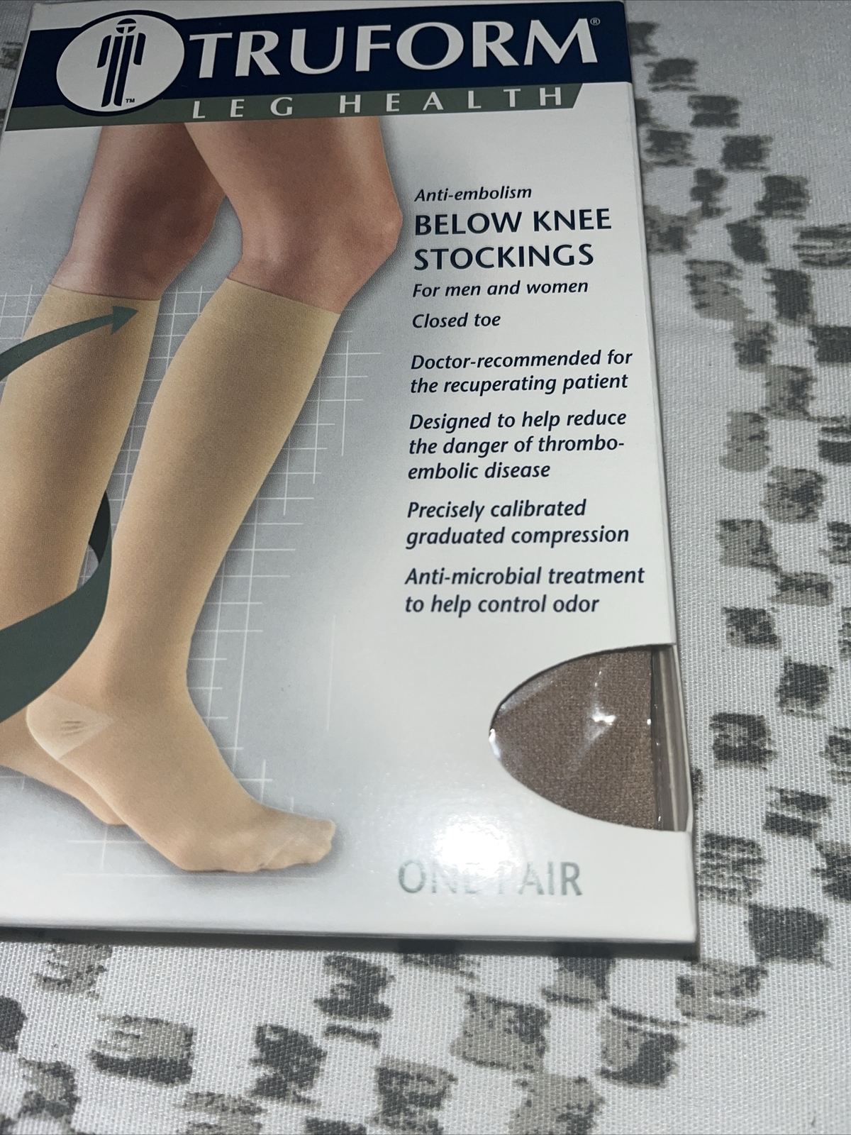 Truform Stockings 18mmHg Compression Below The Knee XL Closed Toe Beige