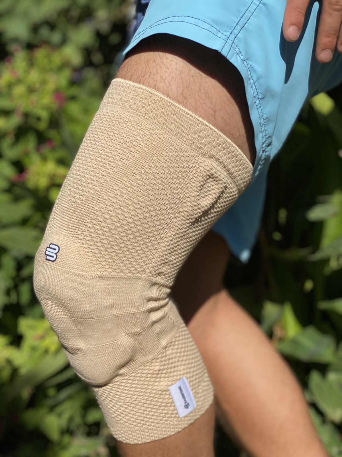 Bauerfeind GenuTrain Size 3 Knee Support Sleeve Beige Compression Knit