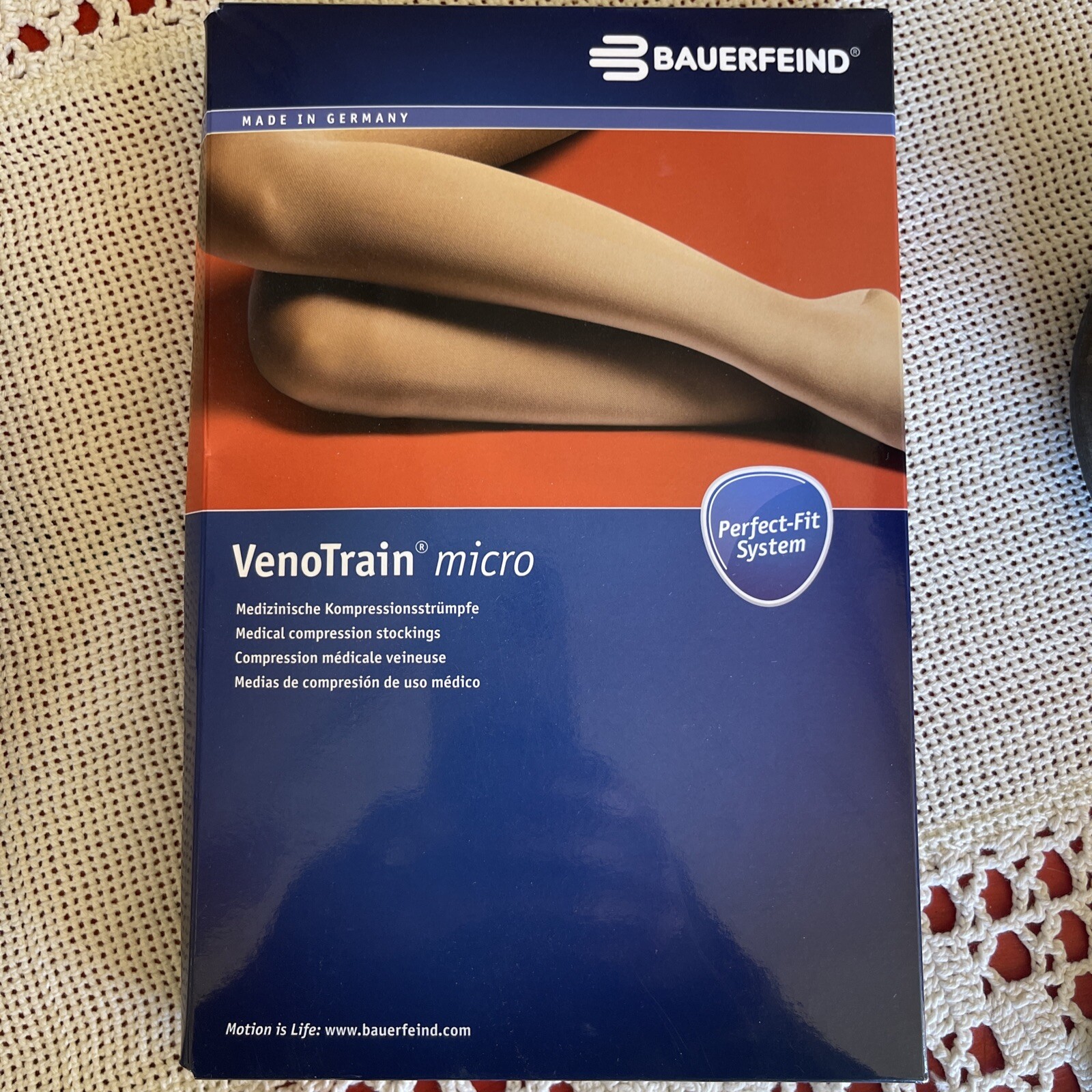 Bauerfeind VenoTrain Micro Knee-high Compression Stockings New details in photos