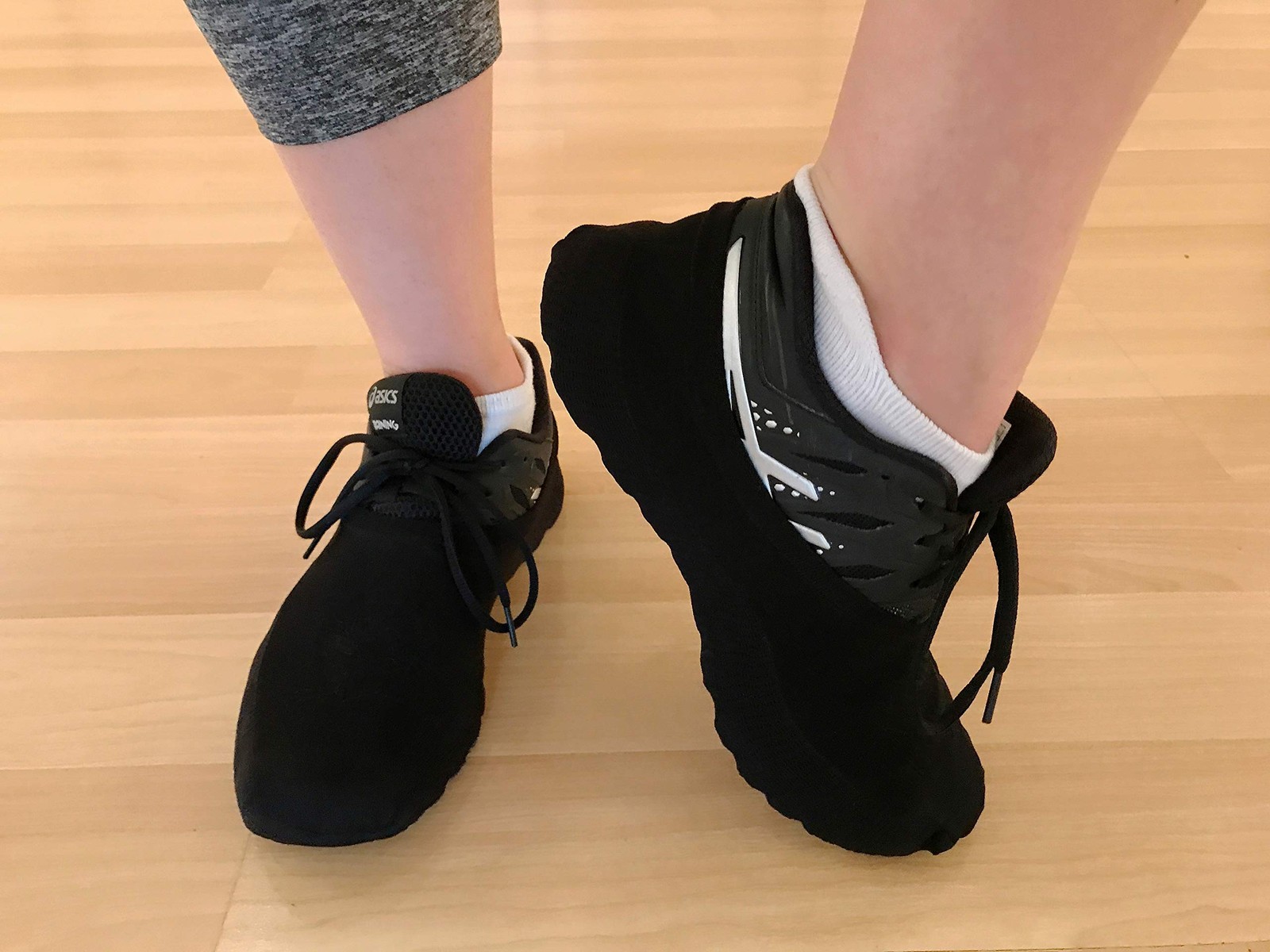 Pretty PS Simple PSDancersBlk Shoe Covers for Dancing – 1 Pair, 2 Socks, Black