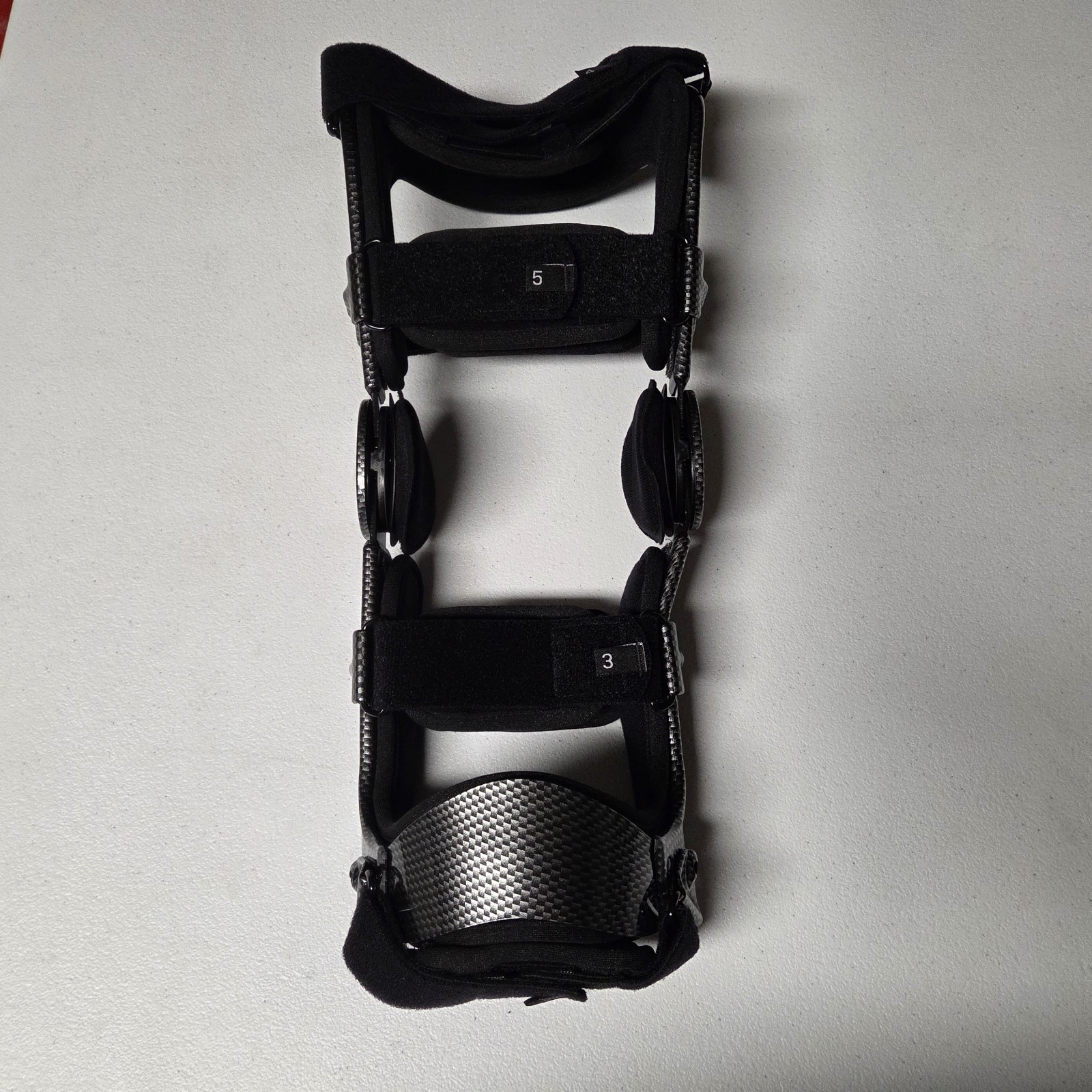 Cobra Dual OA Left Knee Brace Size Medium