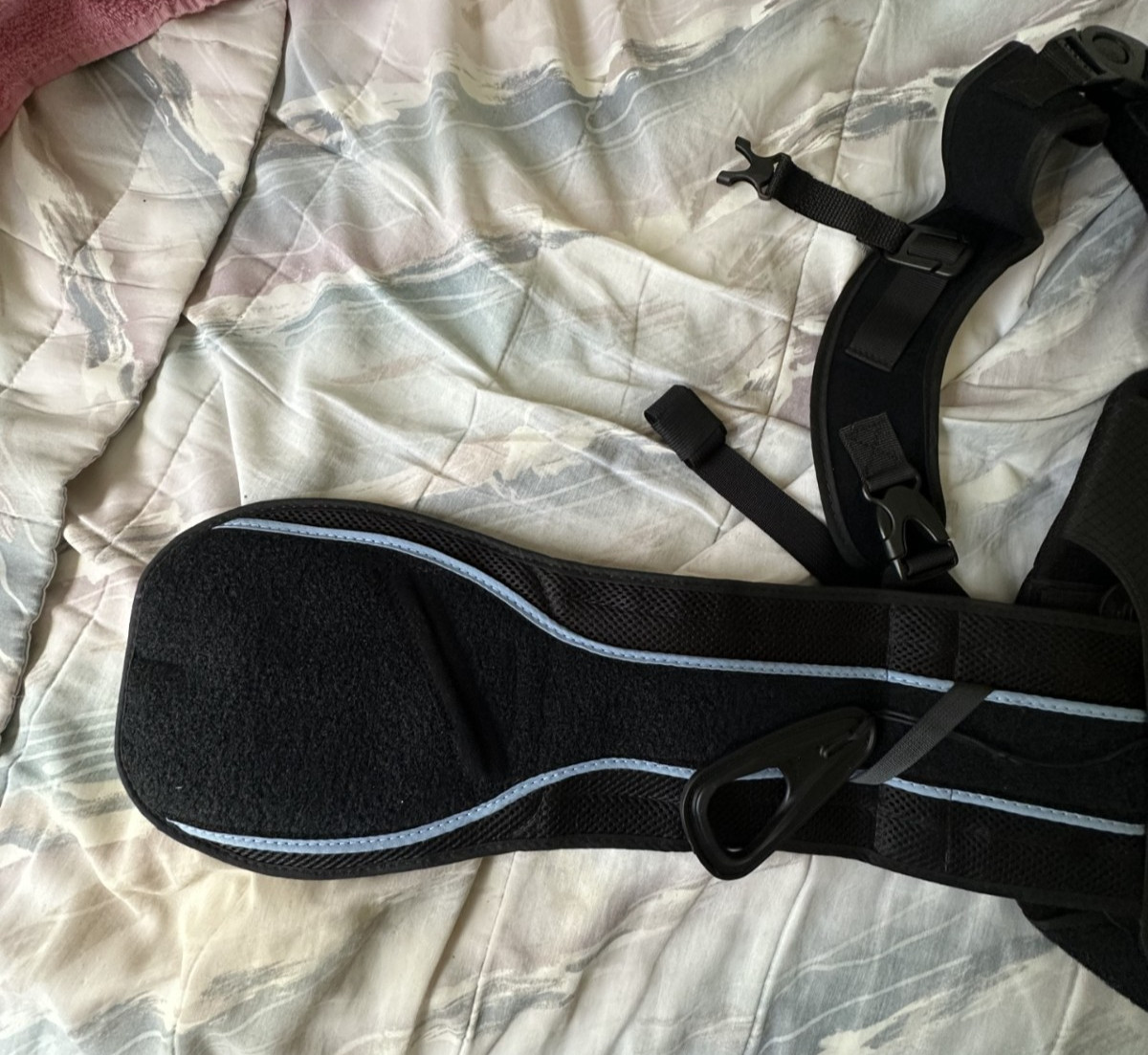 BRAND NEW! BREG EPIC LP BACK BRACE WITH ADJUSTABLE STRAPS AND SECURE ENCLOSURES