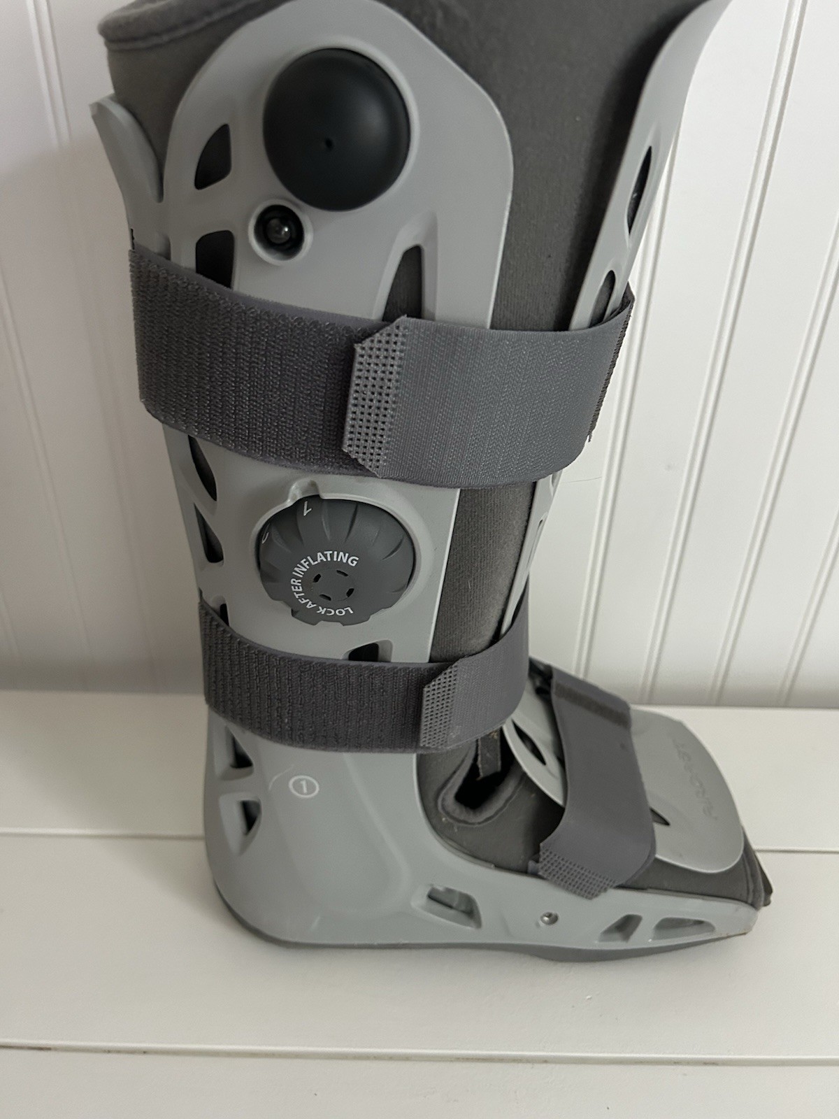 Aircast AirSelect Short Walker Brace / Walking Boot – Gray, Size: M