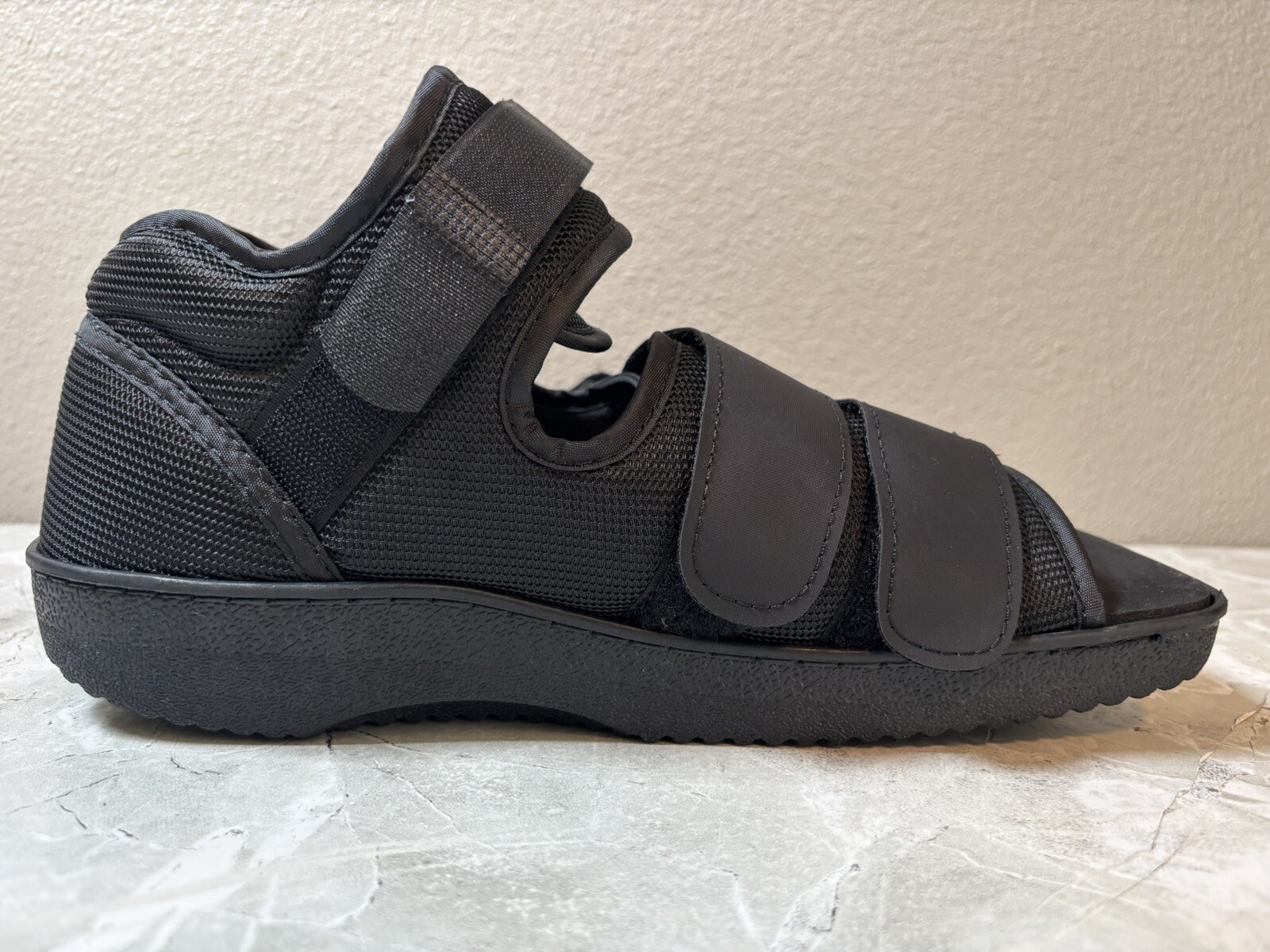 Pair Of Pro Care Post Op Shoes Mens Medium Women’s Large 9 10 Fully Adjustable