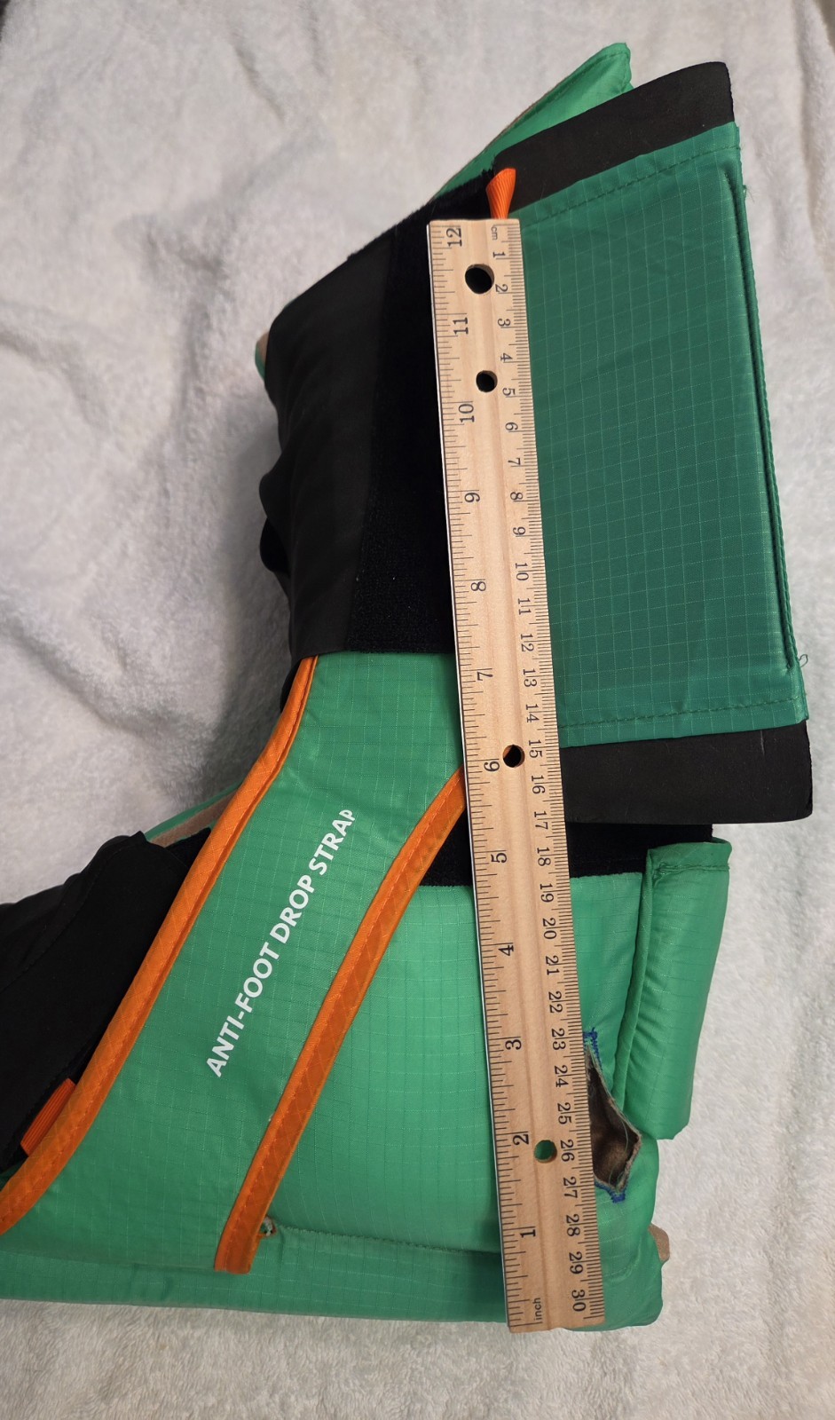 TruVue Heel Protector Boot Standard Size Green Foot Drop Strap with Wedge.