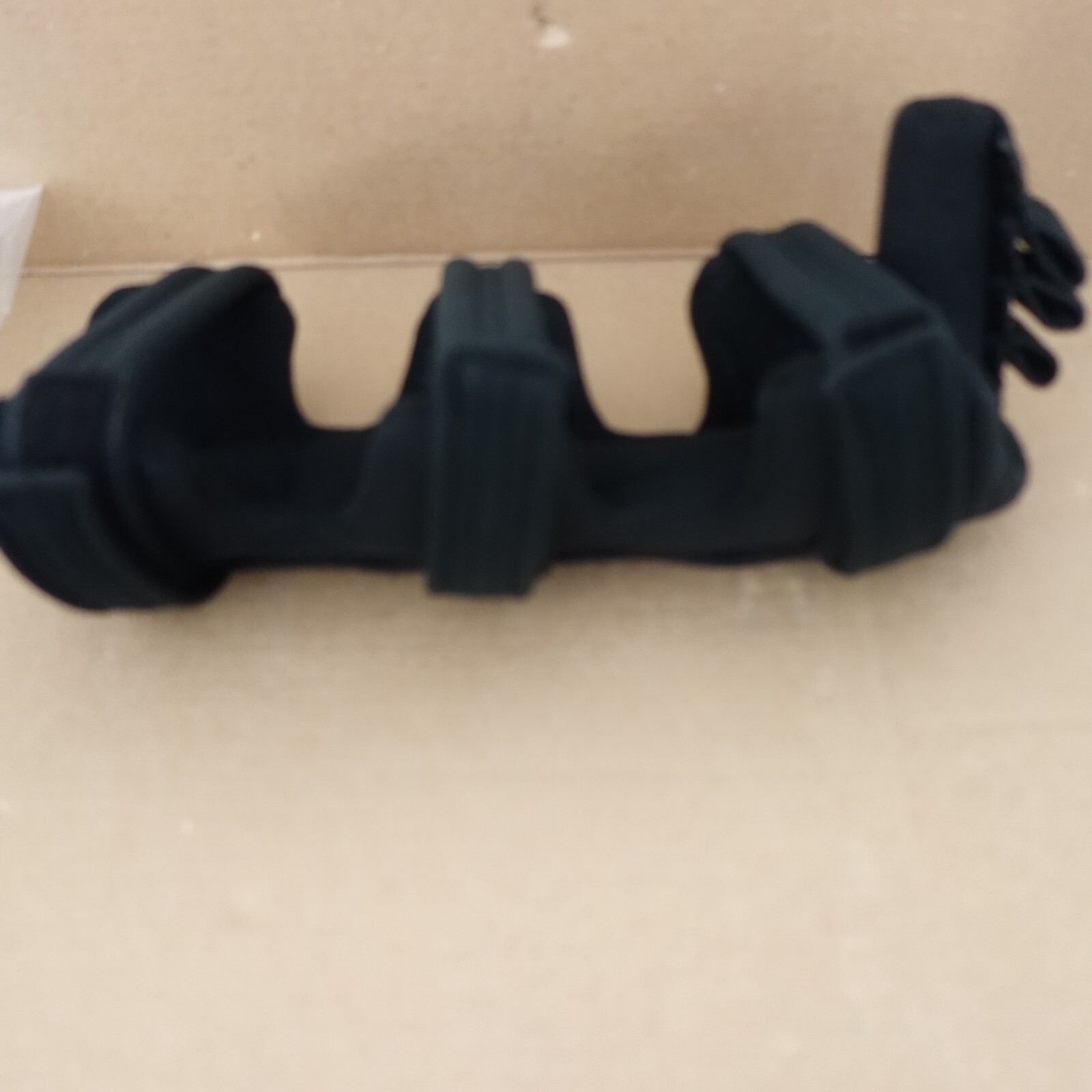 NEW Comfortland Medical Endeavor Deluxe Wrist/Hand Splint 31-500 Free Shiping.